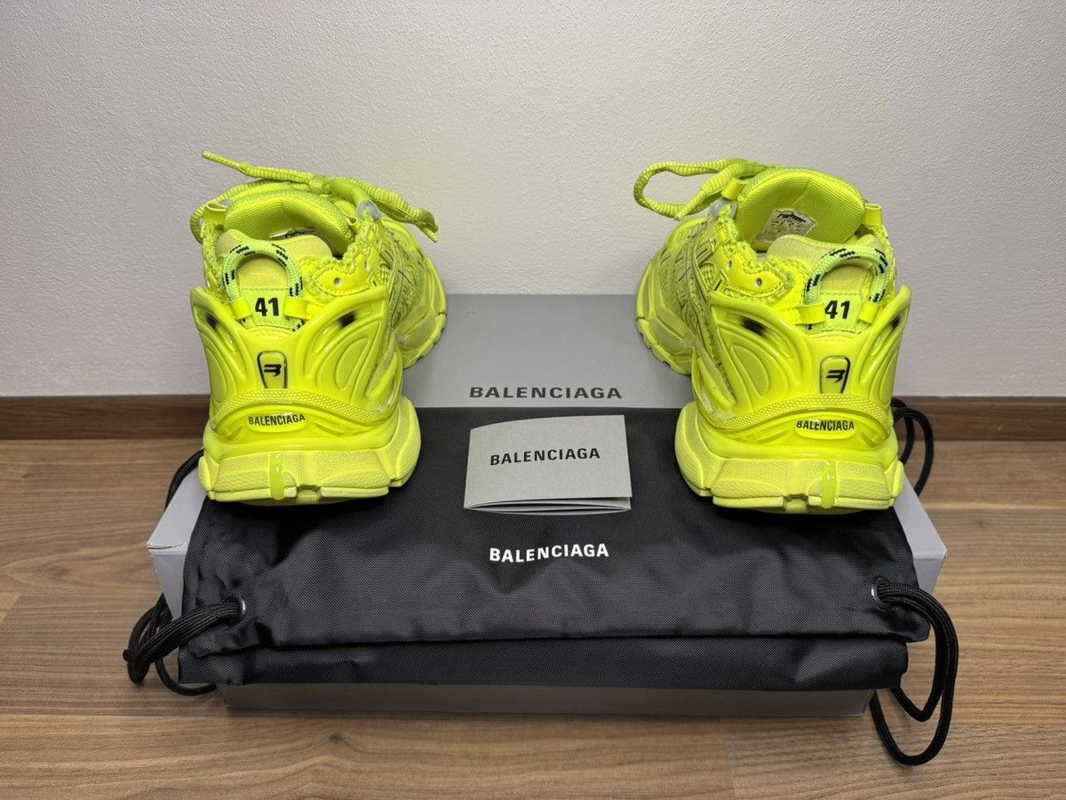 Balenciaga Balenciaga runner (FLUO) Size US 8 / EU 41 - 10 Thumbnail