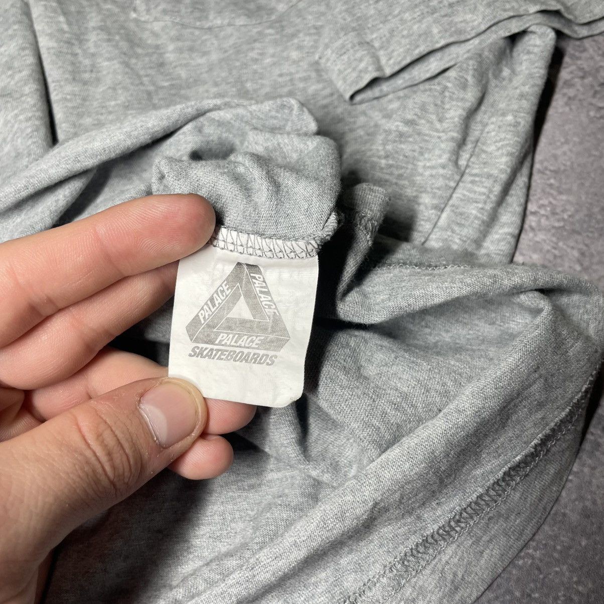 Palace Palace T Shirt Skategang Mini Logo Y2K Size US S / EU 44-46 / 1 - 2 Thumbnail