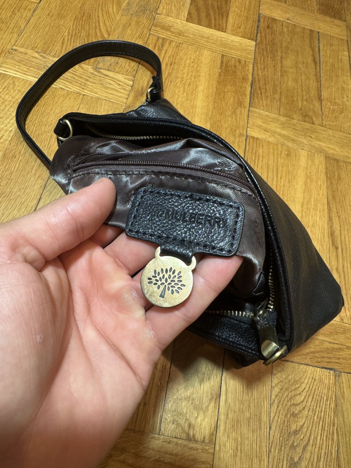 Mulberry Vintage Mulberry Handbag – Gently Used, Pristine Size ONE SIZE - 8 Thumbnail