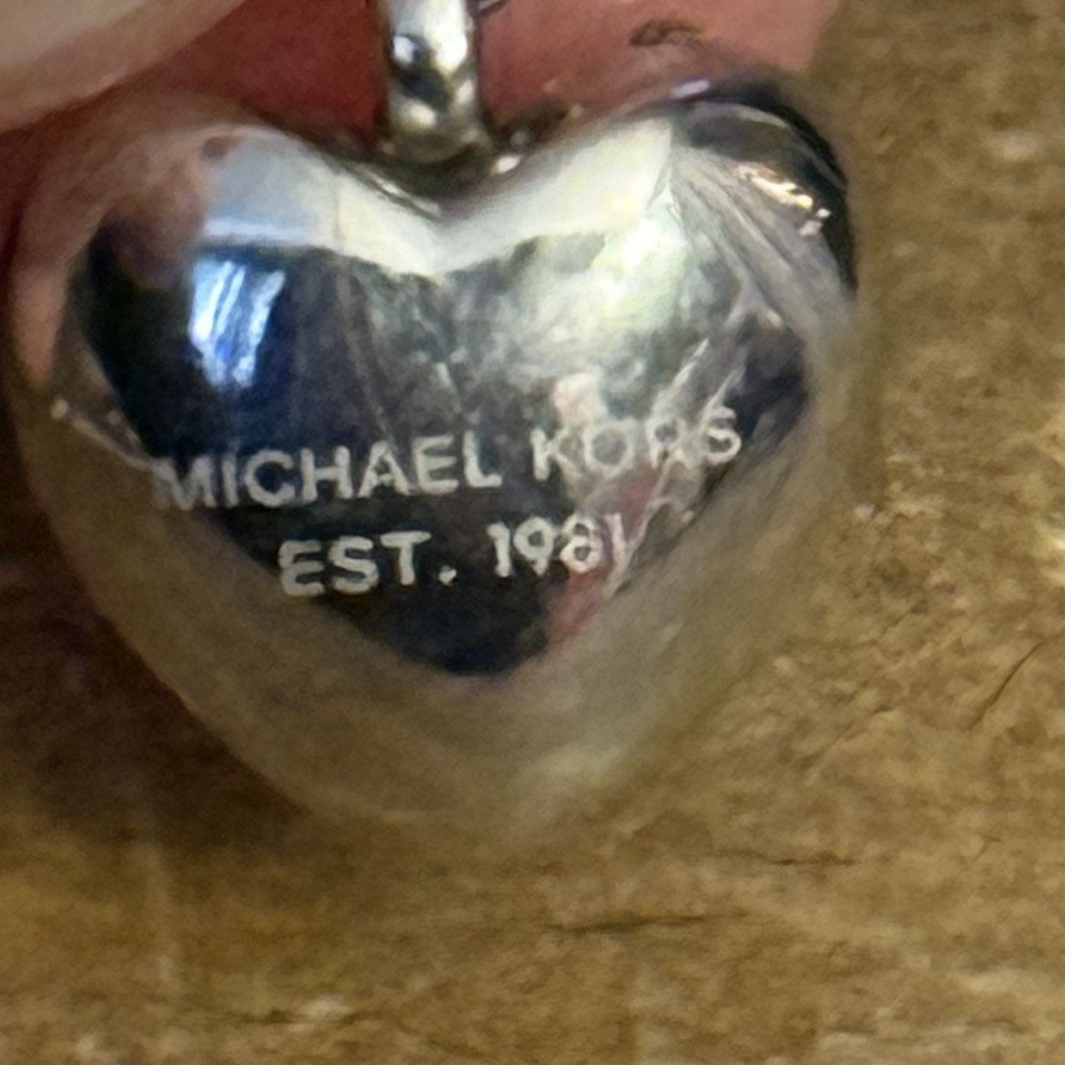 Michael Kors Michael Kors dainty pave puffed heart pendant necklace Size ONE SIZE - 3 Thumbnail