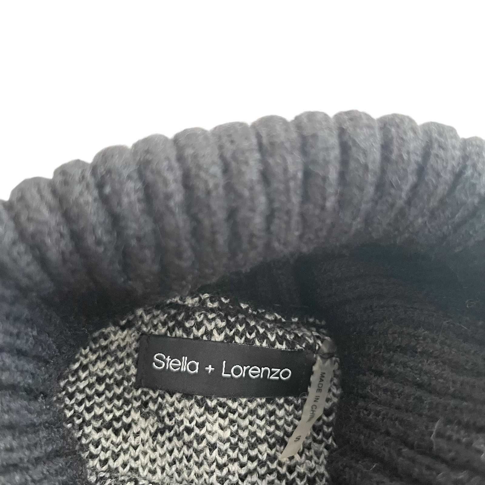 Other Stella + Lorenzo Black White Houndstooth Turtleneck Sweater Size S / US 4 / IT 40 - 2 Thumbnail