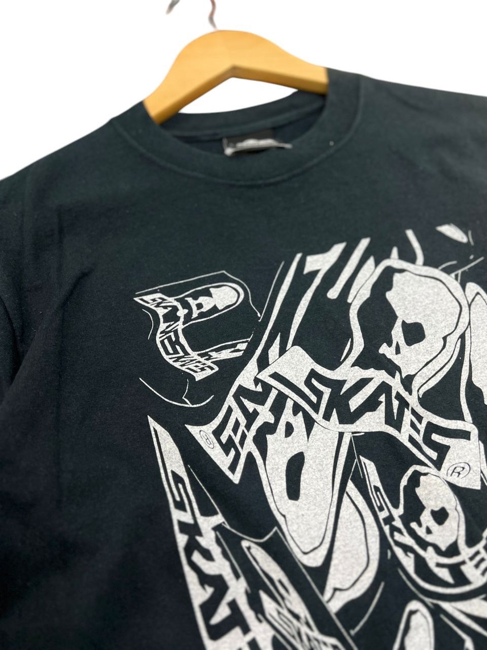 Vintage Vintage 90’s Skull Skates Tee Sun Faded Size US S / EU 44-46 / 1 - 4 Thumbnail