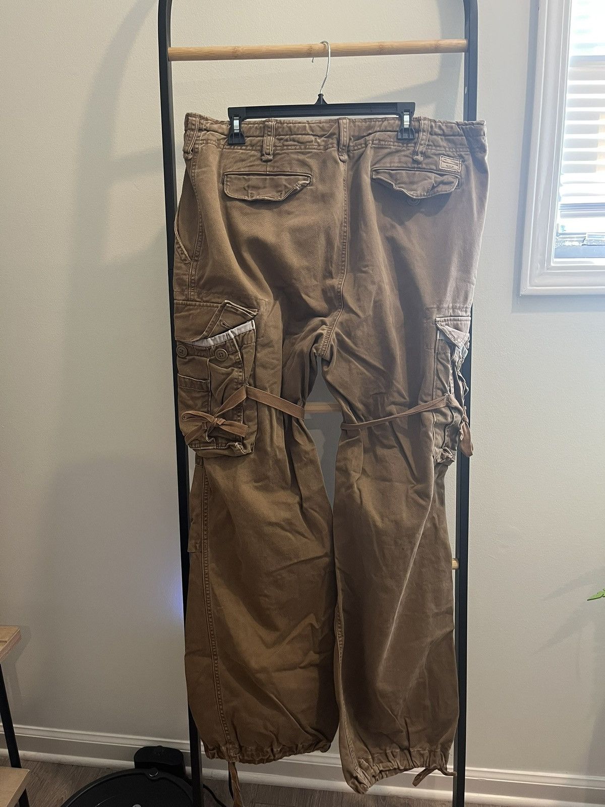 Abercrombie & Fitch Vintage Abercrombie tan cargo pants Size US 36 / EU 52 - 6 Thumbnail