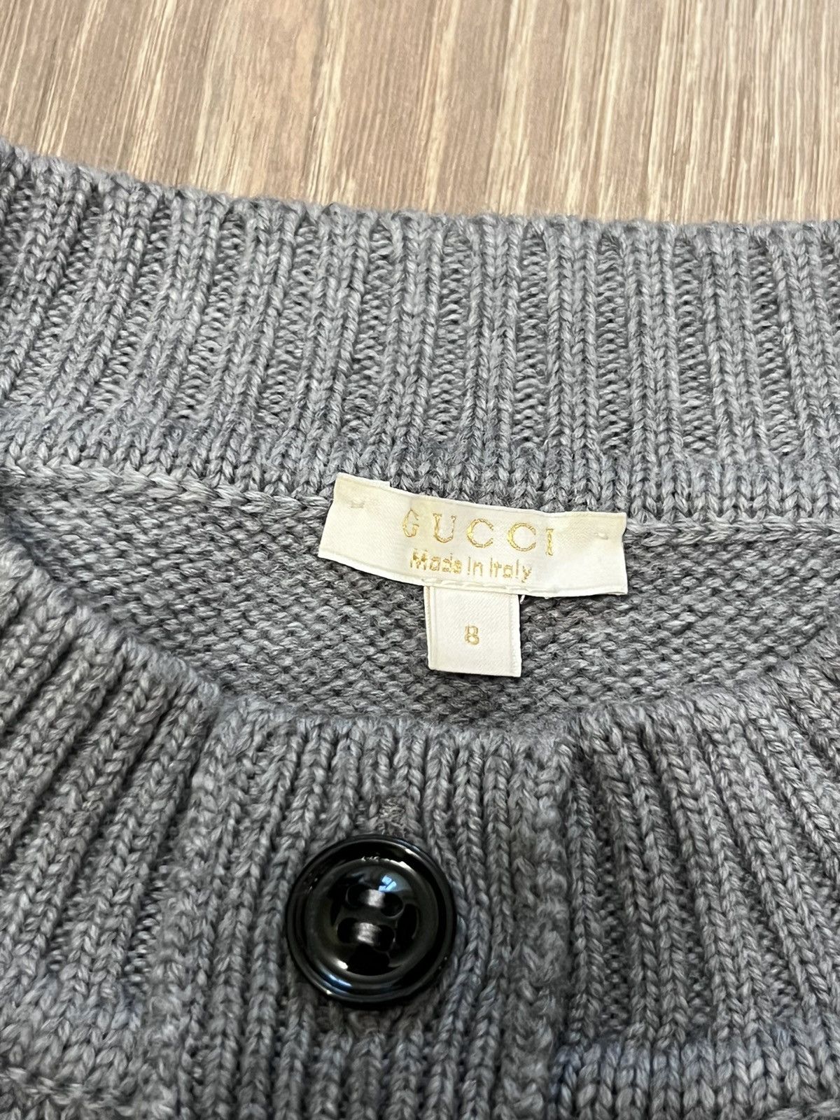 Vintage GUCCI 100% Wool Gray Knit Short Sleeve Cardigan Sweater Sz 8 Size S / US 4 / IT 40 - 3 Thumbnail