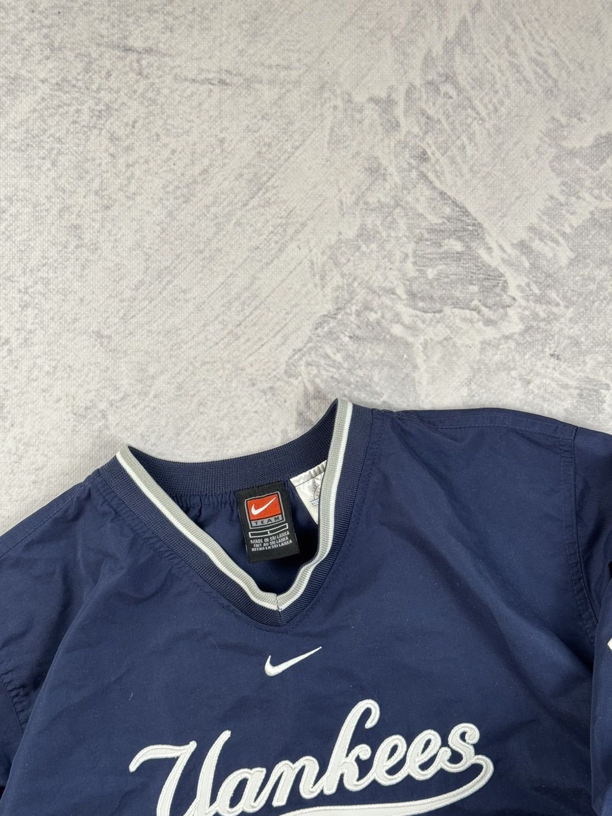 Nike × Vintage NIKE NYLON YANKEES VINTAGE CENTER LOGO SWEATSHIRT Size US S / EU 44-46 / 1 - 5 Thumbnail