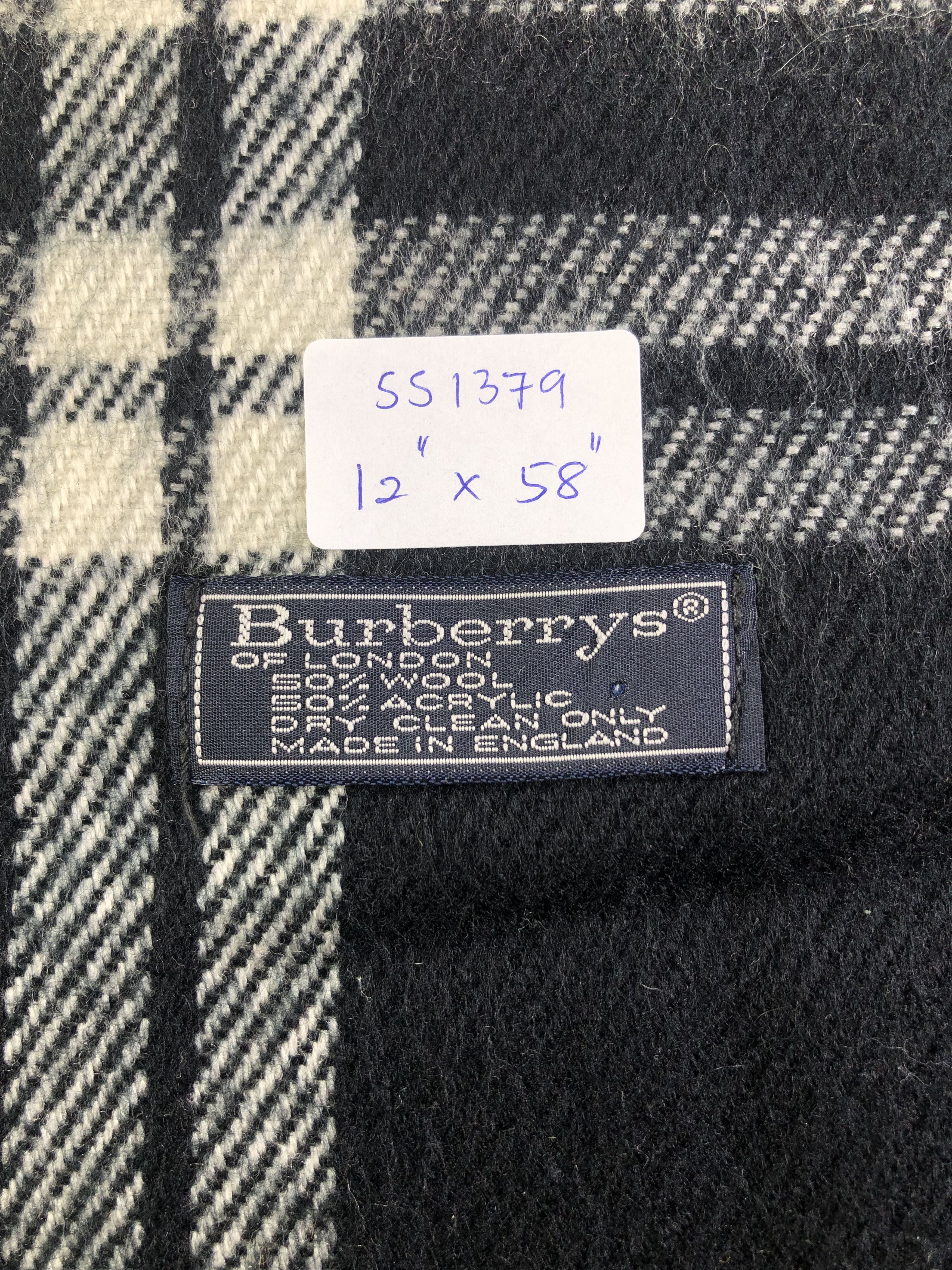 Burberry Burberrys Scarf / Muffler / Neckwear SS1379 Size ONE SIZE - 3 Thumbnail
