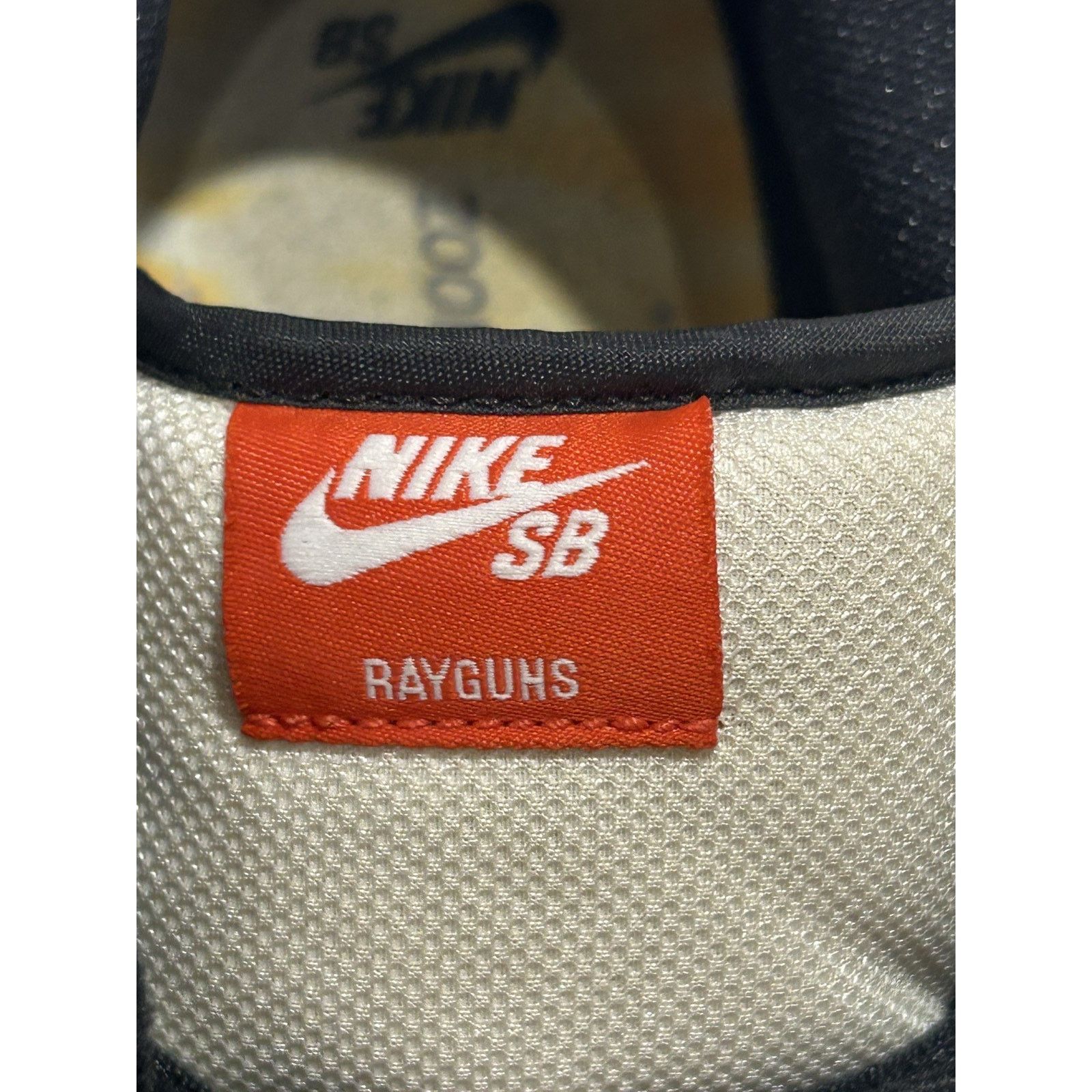 Nike NIKE DUNK LOW RAYGUN TIE-DYE WHITE SIZE 14 PREOWNED Size US 14 / EU 47 - 3 Thumbnail
