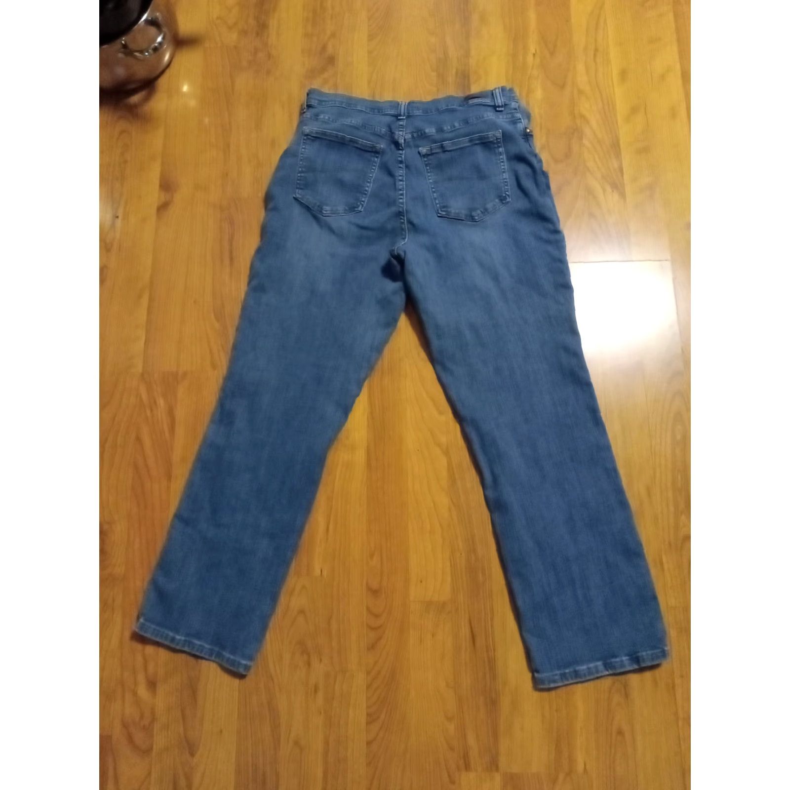 Lee lee relaxed jeans Womens Straight Denim 34" 28" blue size 14 Regular 28 waist Stretchy mid 90s style Size 36" / US 14 / IT 50 - 4 Thumbnail