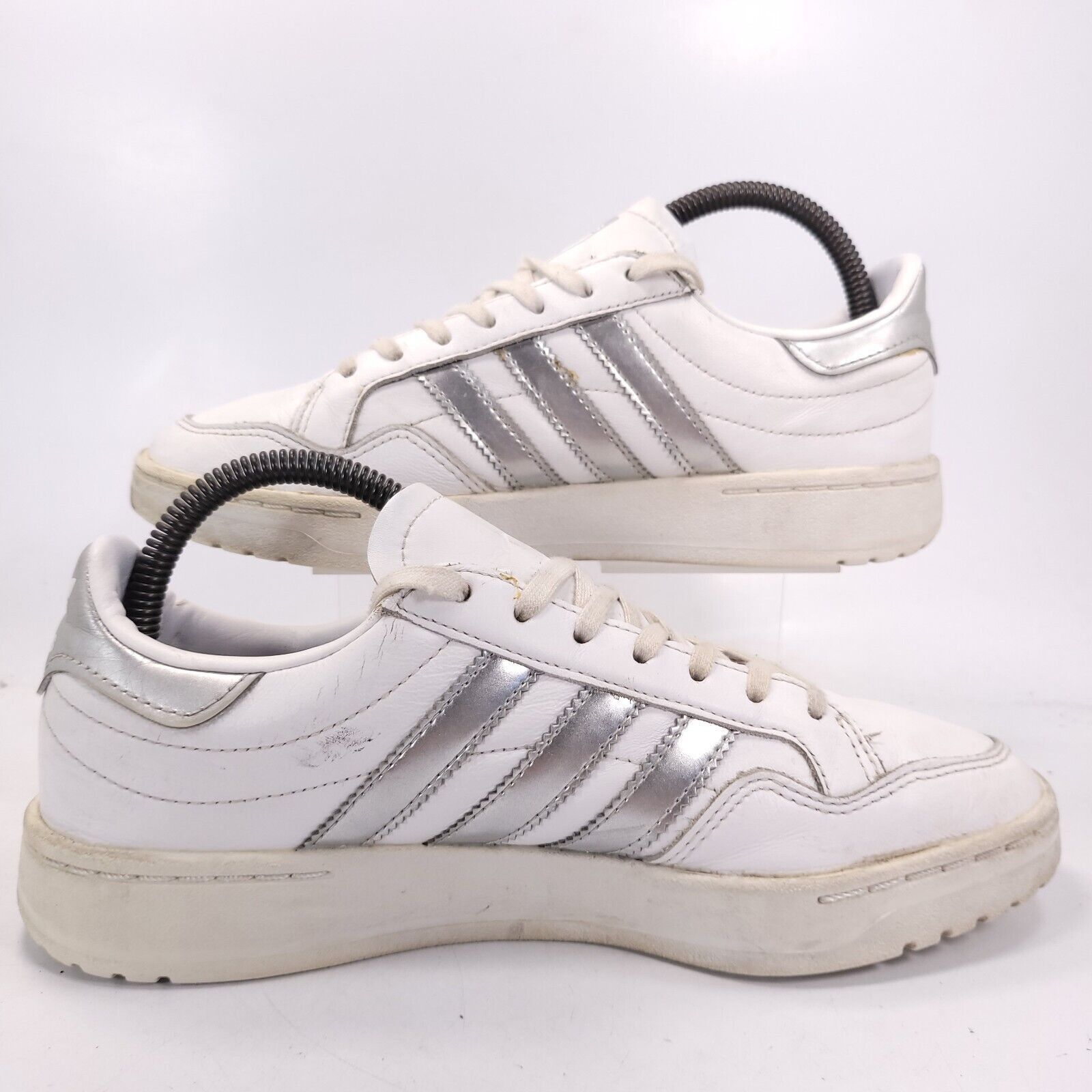 Adidas Adidas Original Athletic Shoe Womens Size 7 EG9824 White Size US 7 / IT 37 - 6 Thumbnail