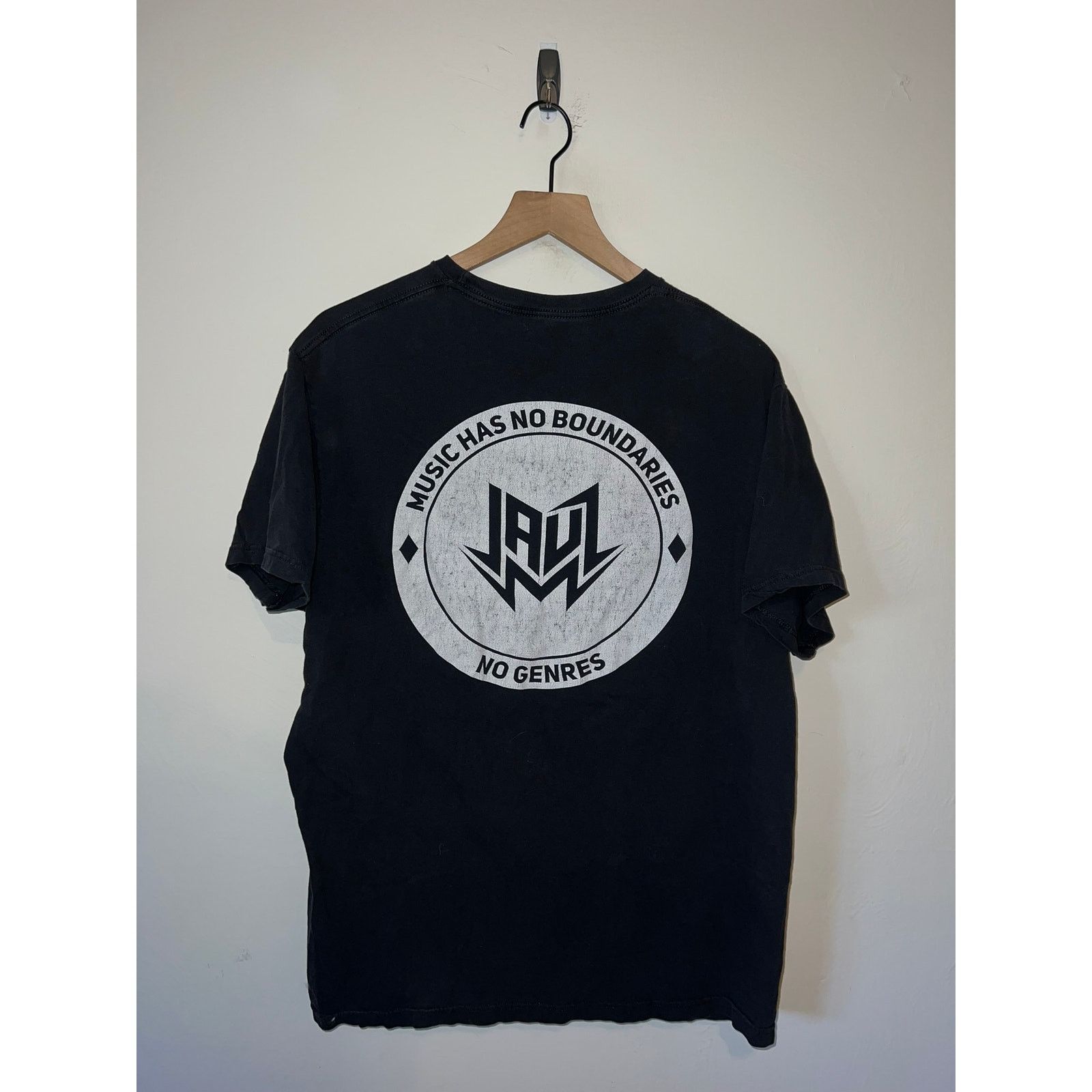 American Optical Jaul Musician Music Has No Boundaries No Genres Tour Shirt X Size US XL / EU 56 / 4 - 1 Thumbnail