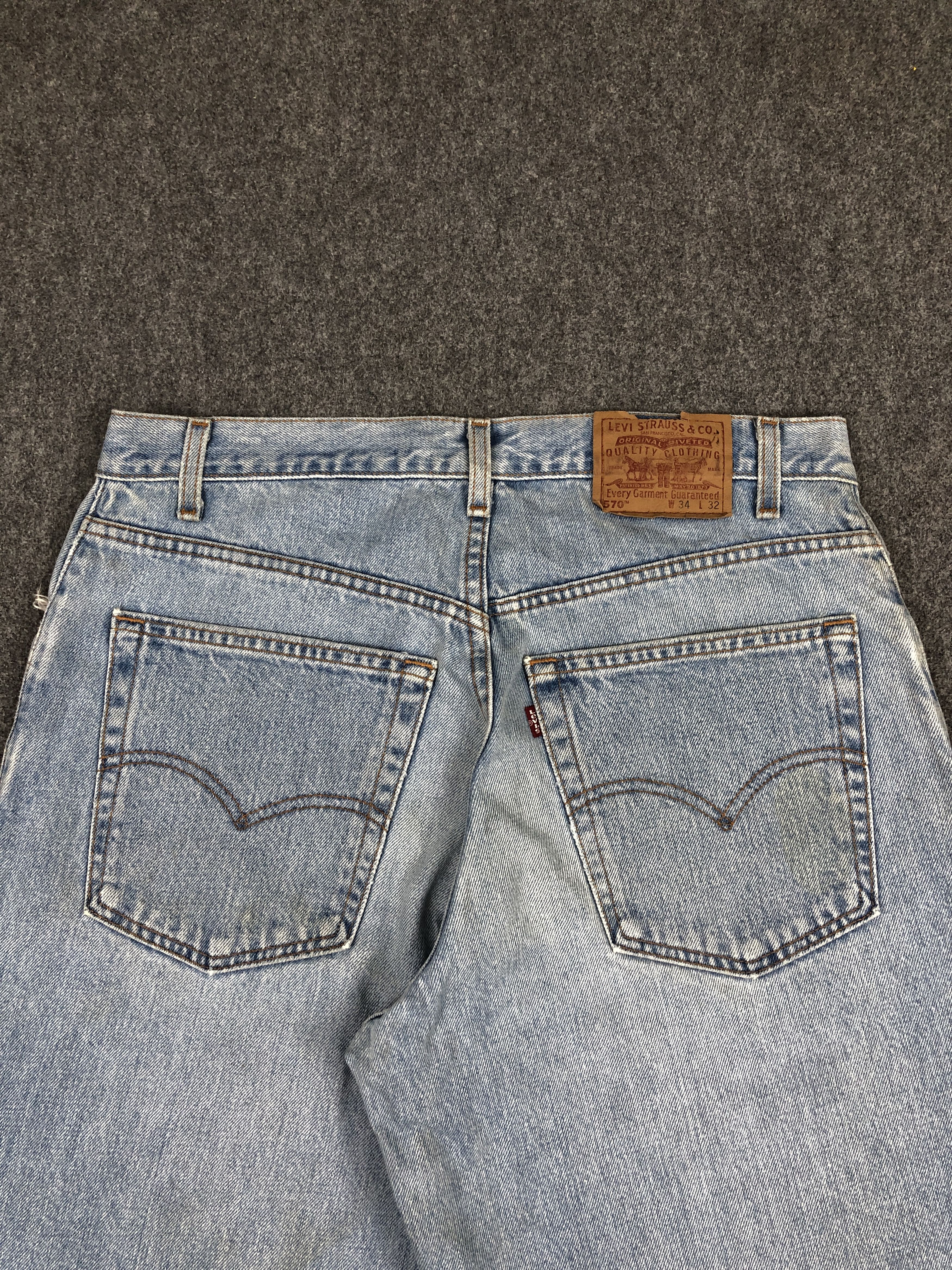 Levi's Vintage 90s Levis 570 Tapered Leg Baggy Fit Jeans DP2364 Size US 33 - 4 Thumbnail