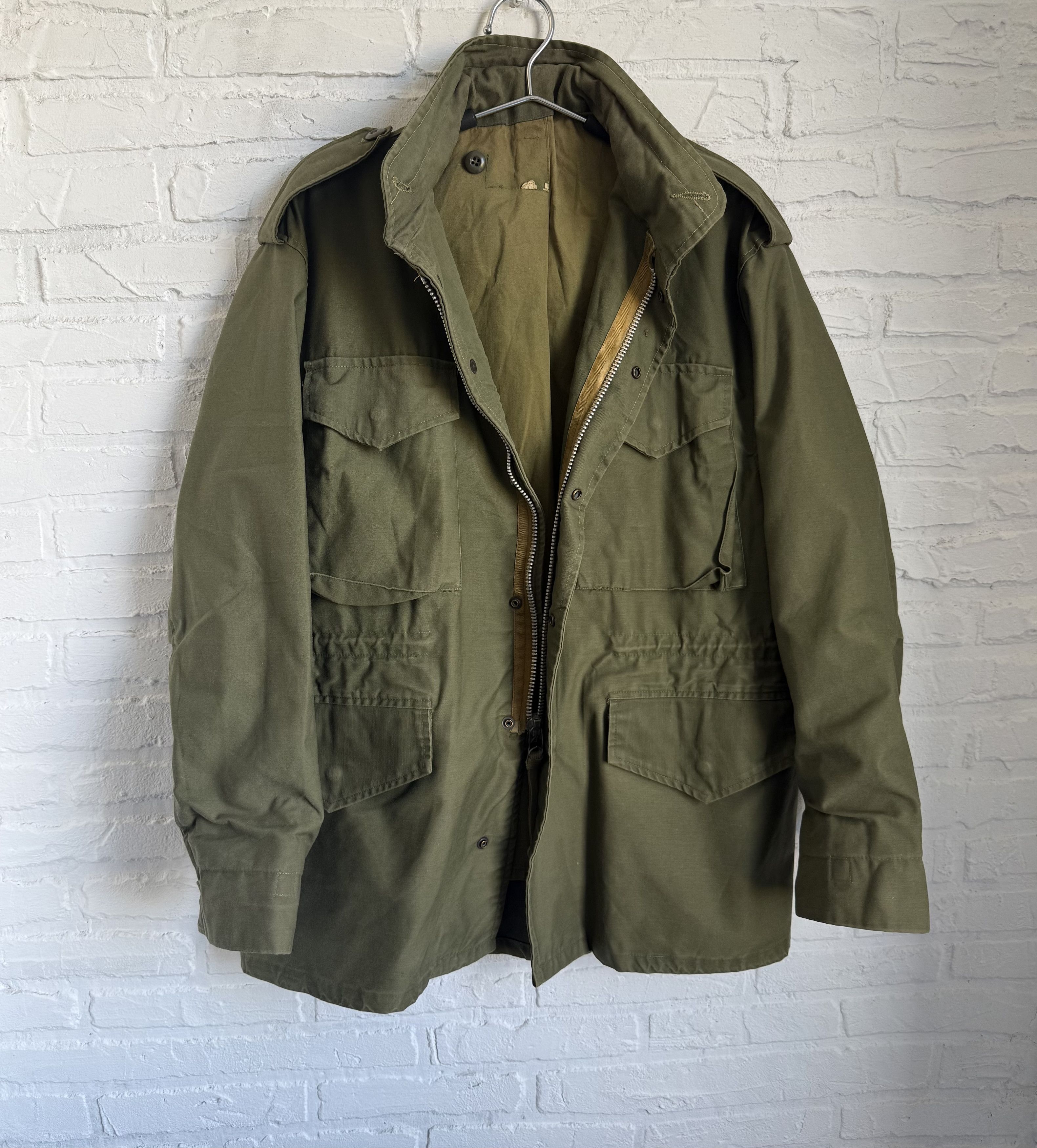 Vintage Vintage 1960s US Army M-65 Field Jacket Vietnam jacket Size US L / EU 52-54 / 3 - 11 Thumbnail