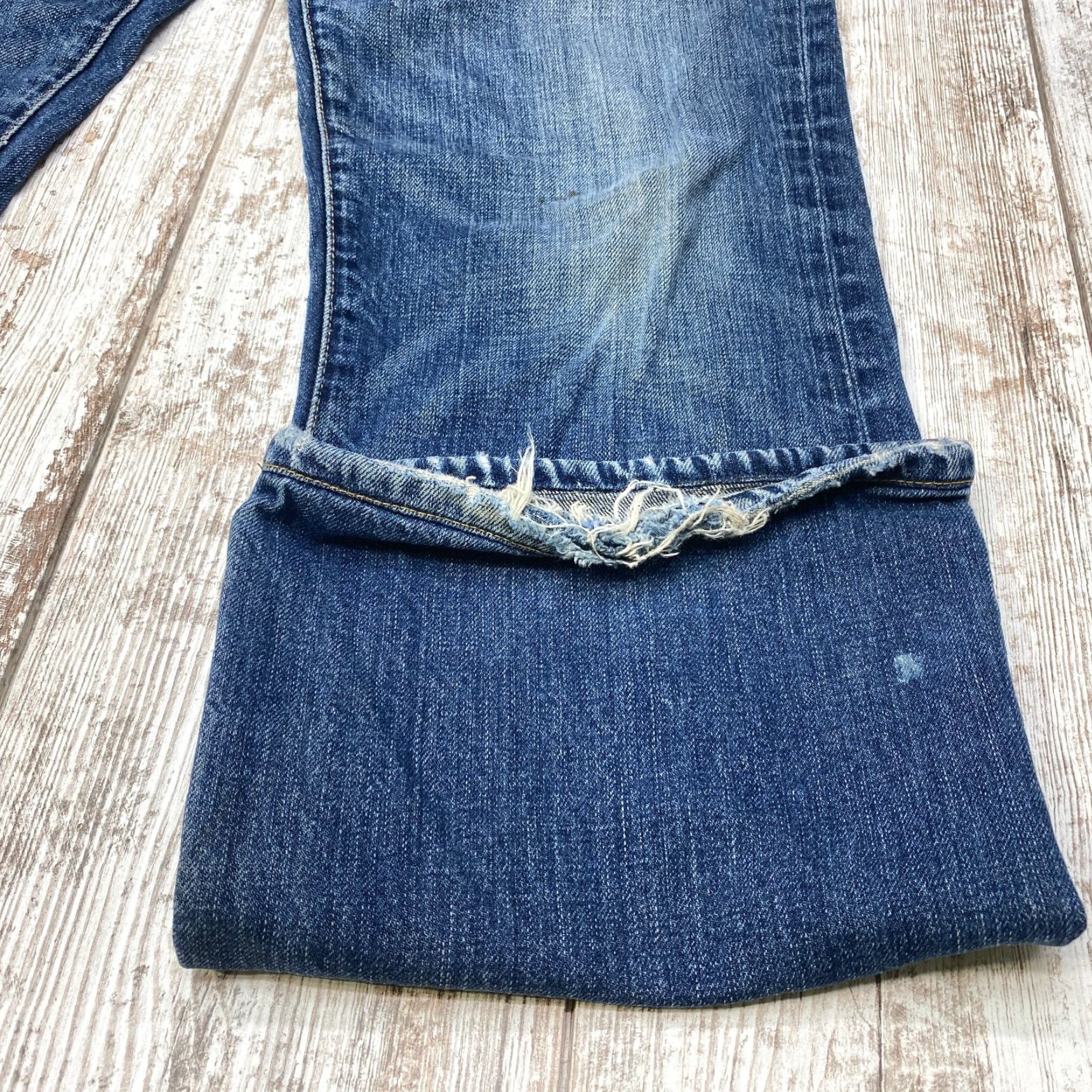 Abercrombie & Fitch Abercrombie & Fitch Jeans Mens 34x32 Straight Button Fly Whiskered DistressedY2K Size US 34 / EU 50 - 4 Thumbnail