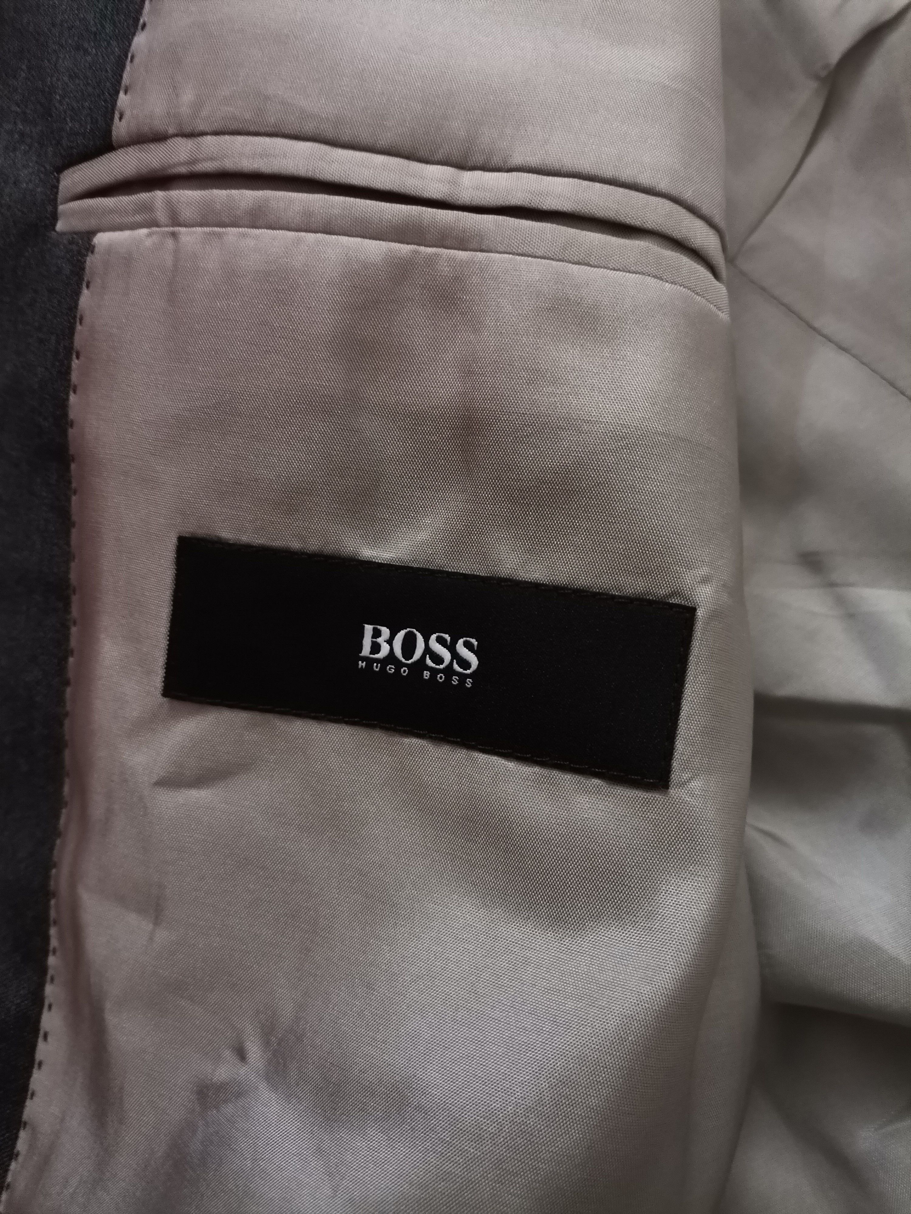 Hugo Boss Hugo Boss Blazer Size 44R - 2 Thumbnail