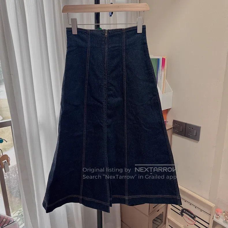 Fendi Fendi Denim skirt Size 26" / US 2 / IT 38 - 1 Thumbnail