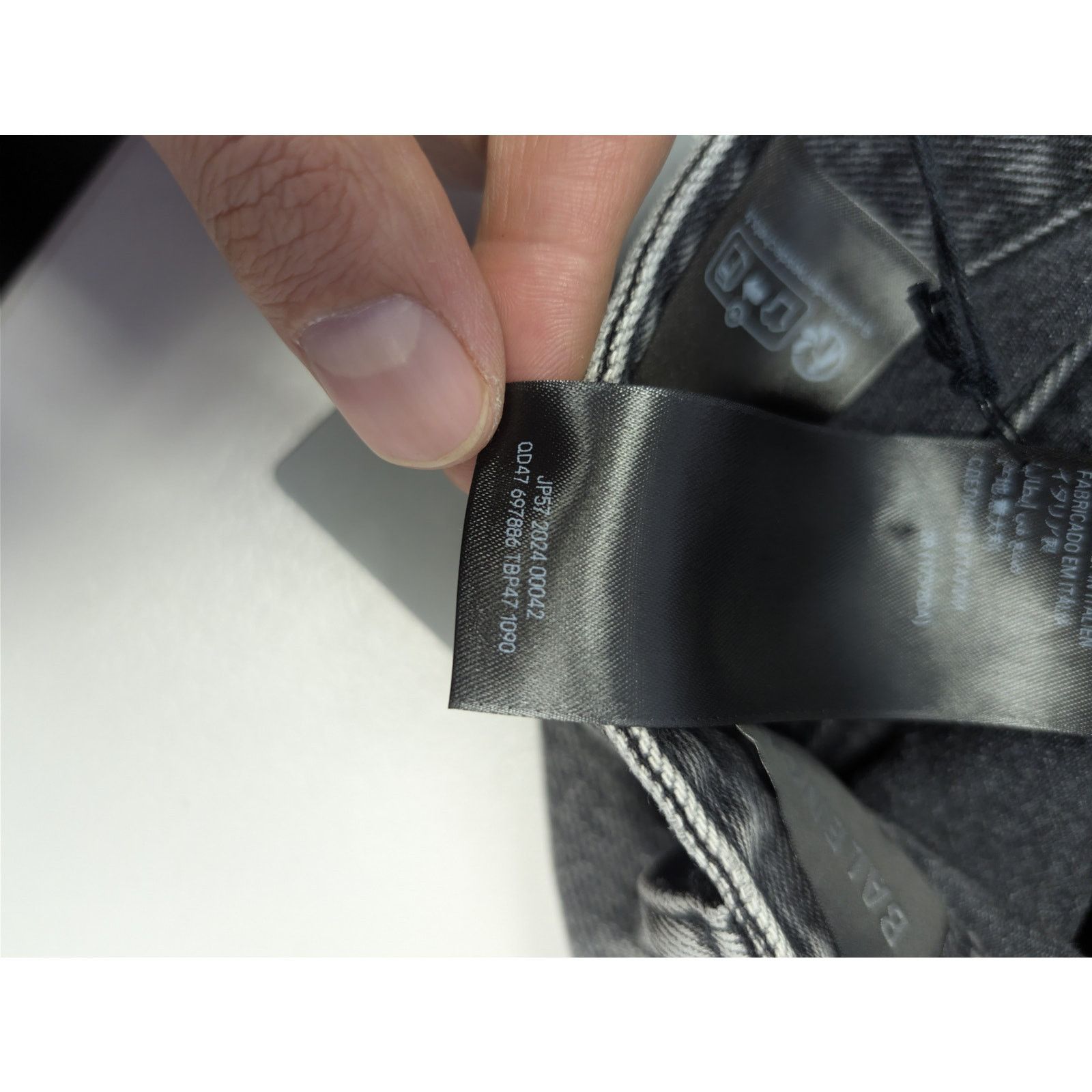 Balenciaga o1rshd1 Low Crotch Distressed Loose Denim Jeans in Black Size US 28 / EU 44 - 17 Thumbnail