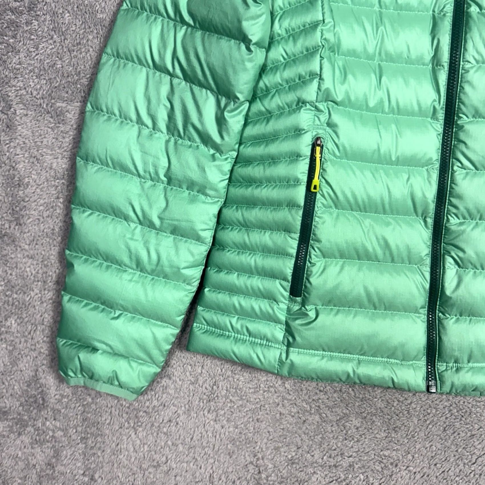 Patagonia Patagonia Down Sweater Women’s S Puffer Jacket Ripstop Quilted Full Zip 84683 Green Size S / US 4 / IT 40 - 3 Thumbnail