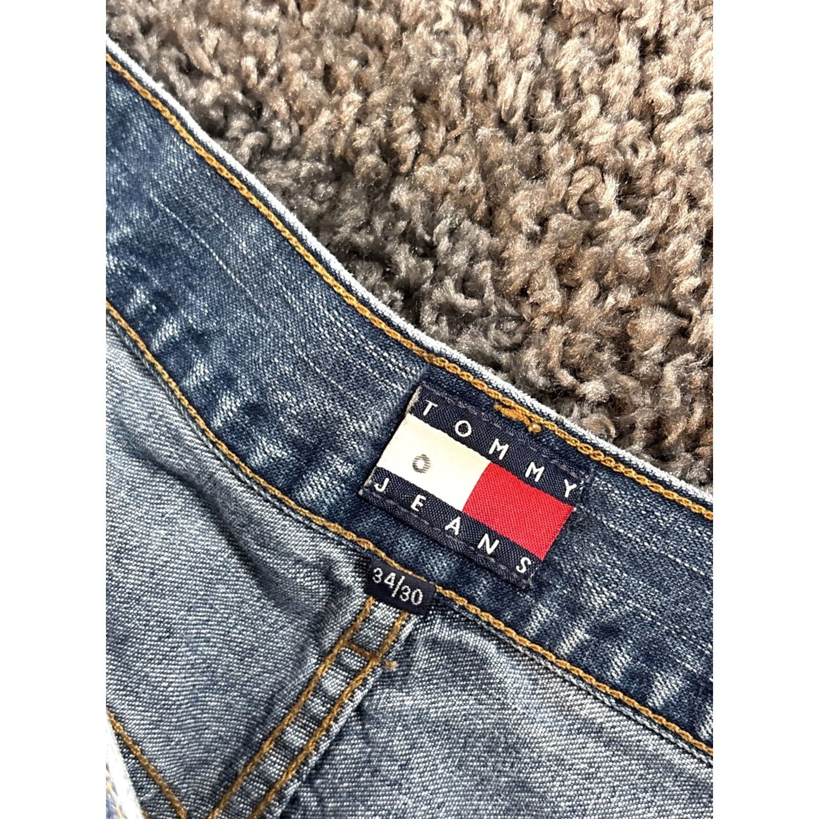 Tommy Hilfiger VINTAGE Tommy Hilfiger Mens Pants Denim 34x29 Blue Embroidered Big Flag Logo Relaxed Straight 90s Baggy Hip Hop Wide Inseam 29 Pockets Mens Size US 34 / EU 50 - 8 Thumbnail