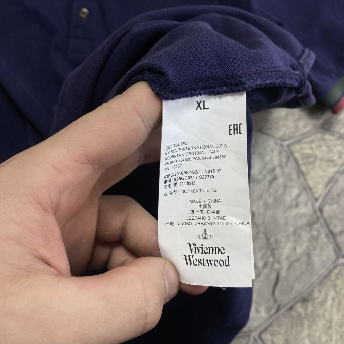 Vivienne Westwood Vivienne Westwood Polo T-Shirt Vintage Small Orb Logo Luxury Size US XL / EU 56 / 4 - 9 Thumbnail