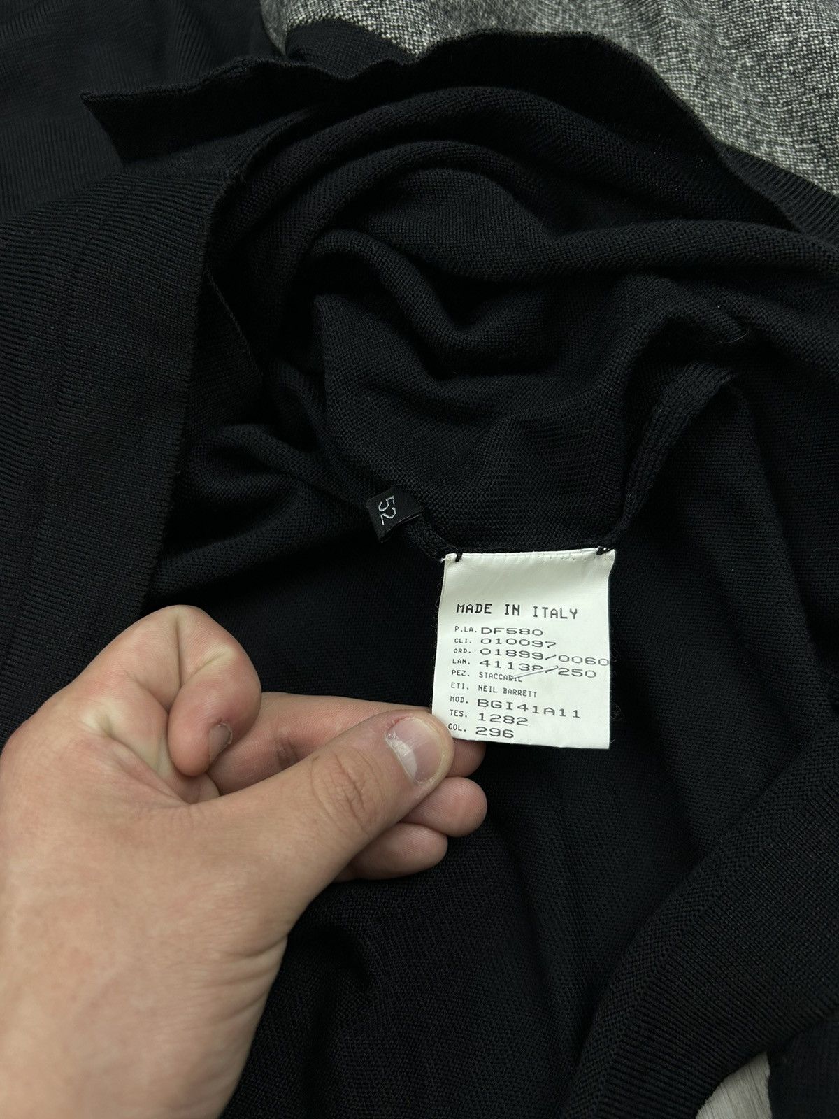 Neil Barrett Neil Barrett Cardigan size 52 Size US L / EU 52-54 / 3 - 5 Thumbnail