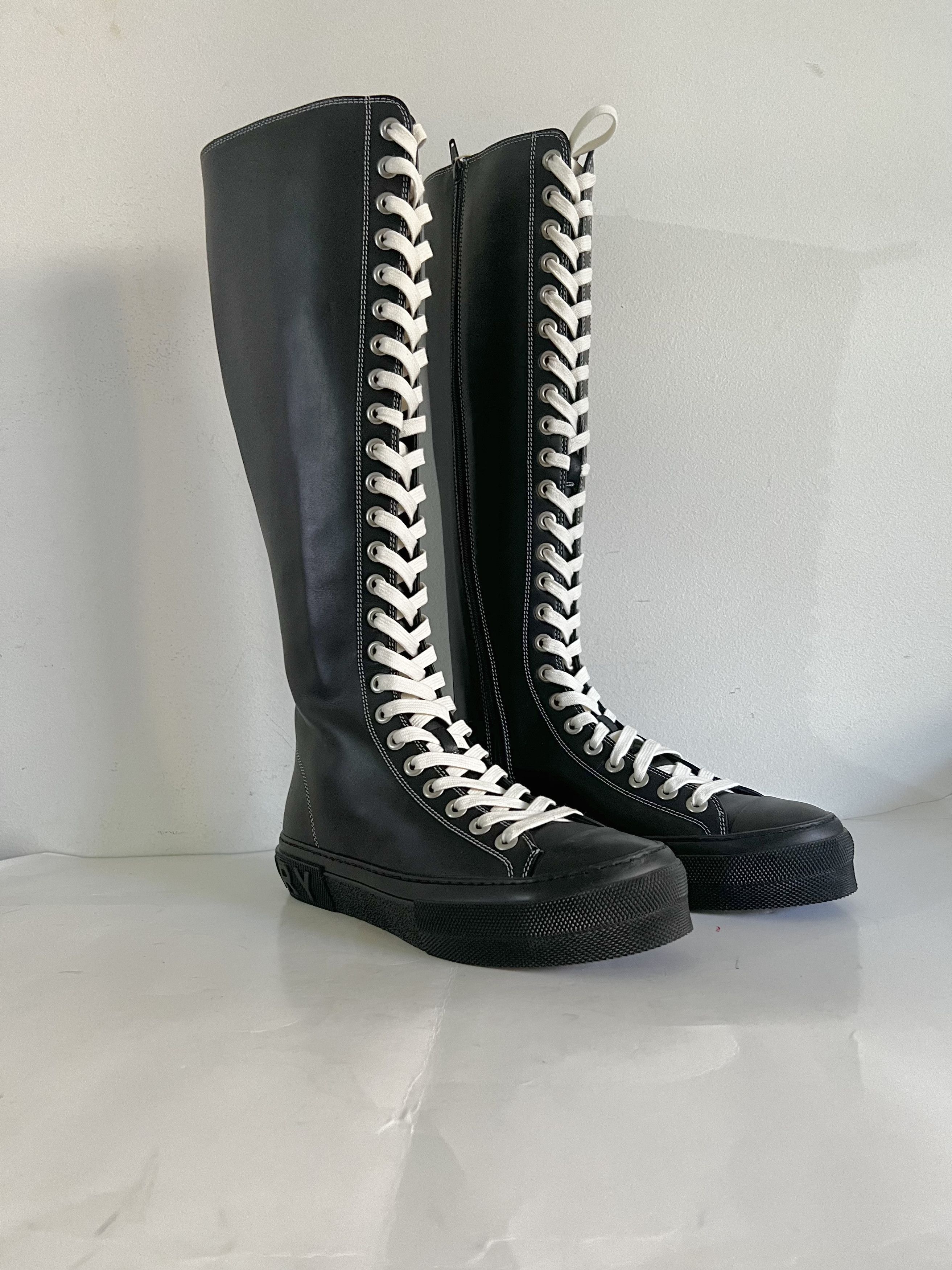 Burberry Knee-High Leather Sneakers Size US 9 / EU 42 - 2 Thumbnail