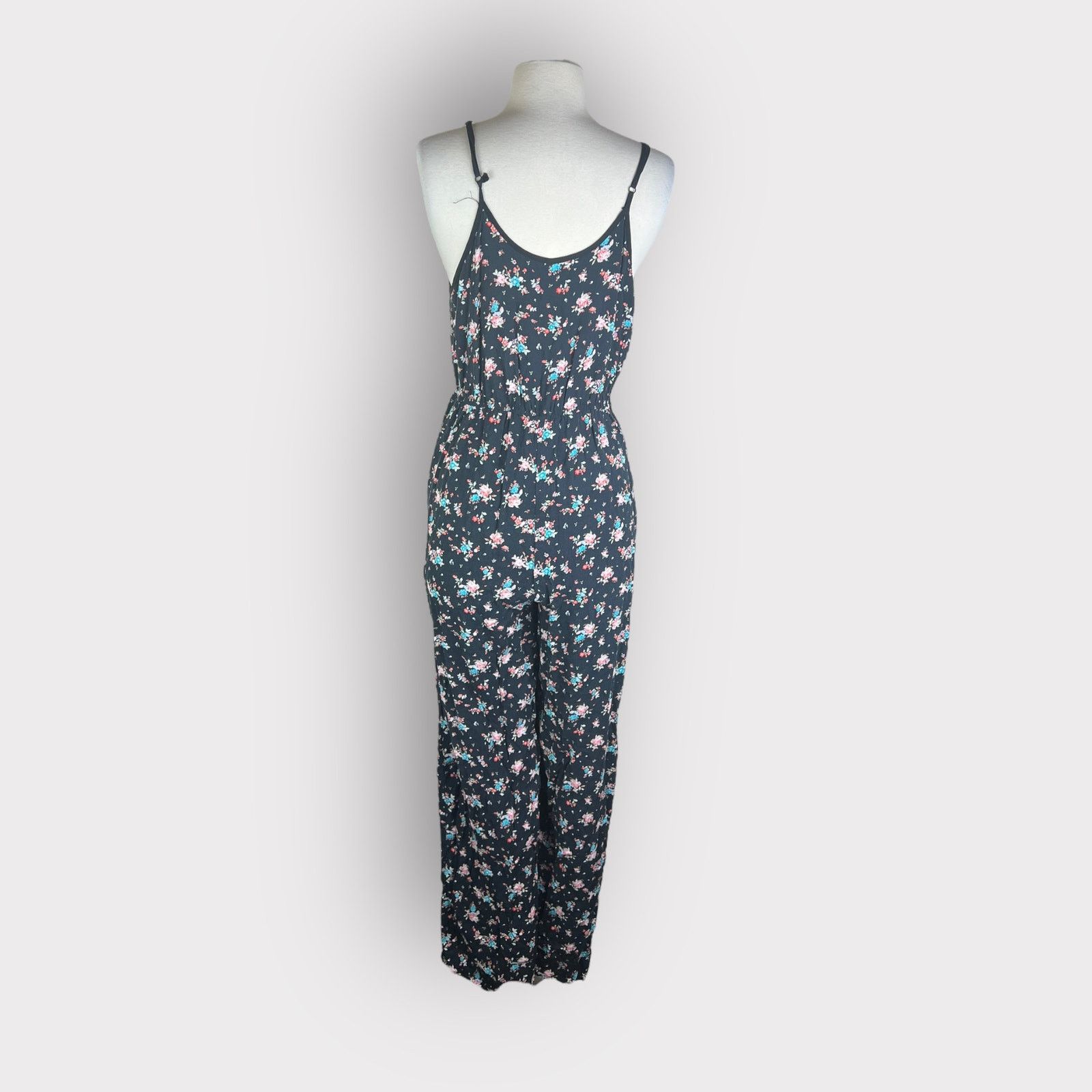 Vintage Xhilaration Floral Boho Jumpsuit Sleeveless | Medium Size 28" / US 6 / IT 42 - 5 Thumbnail