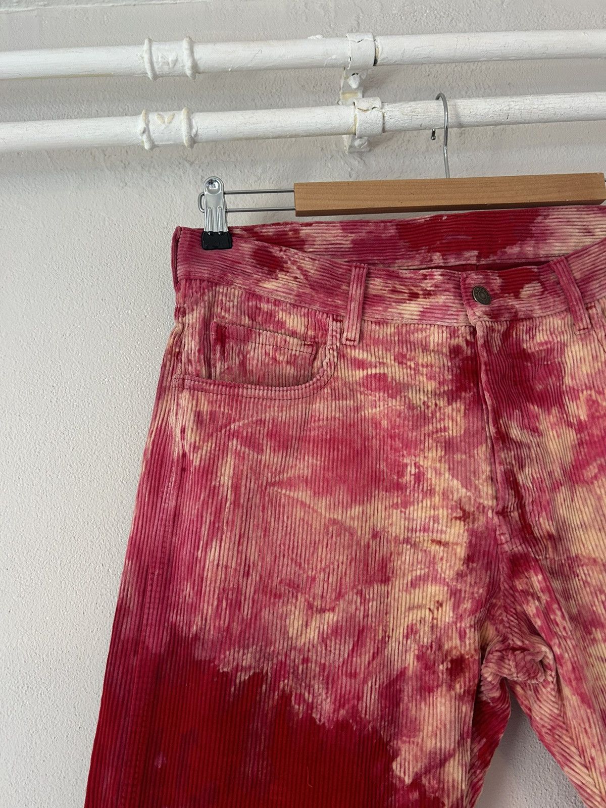 Gucci FW17 Gucci Tie Dye Corduroy Pants Size US 34 / EU 50 - 2 Thumbnail