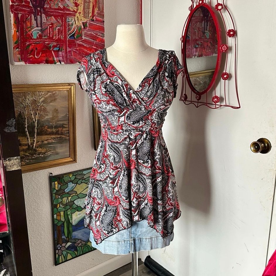 Other volume one juniors black white red v neck short sleeve top Size XL / US 12-14 / IT 48-50 - 1 Thumbnail
