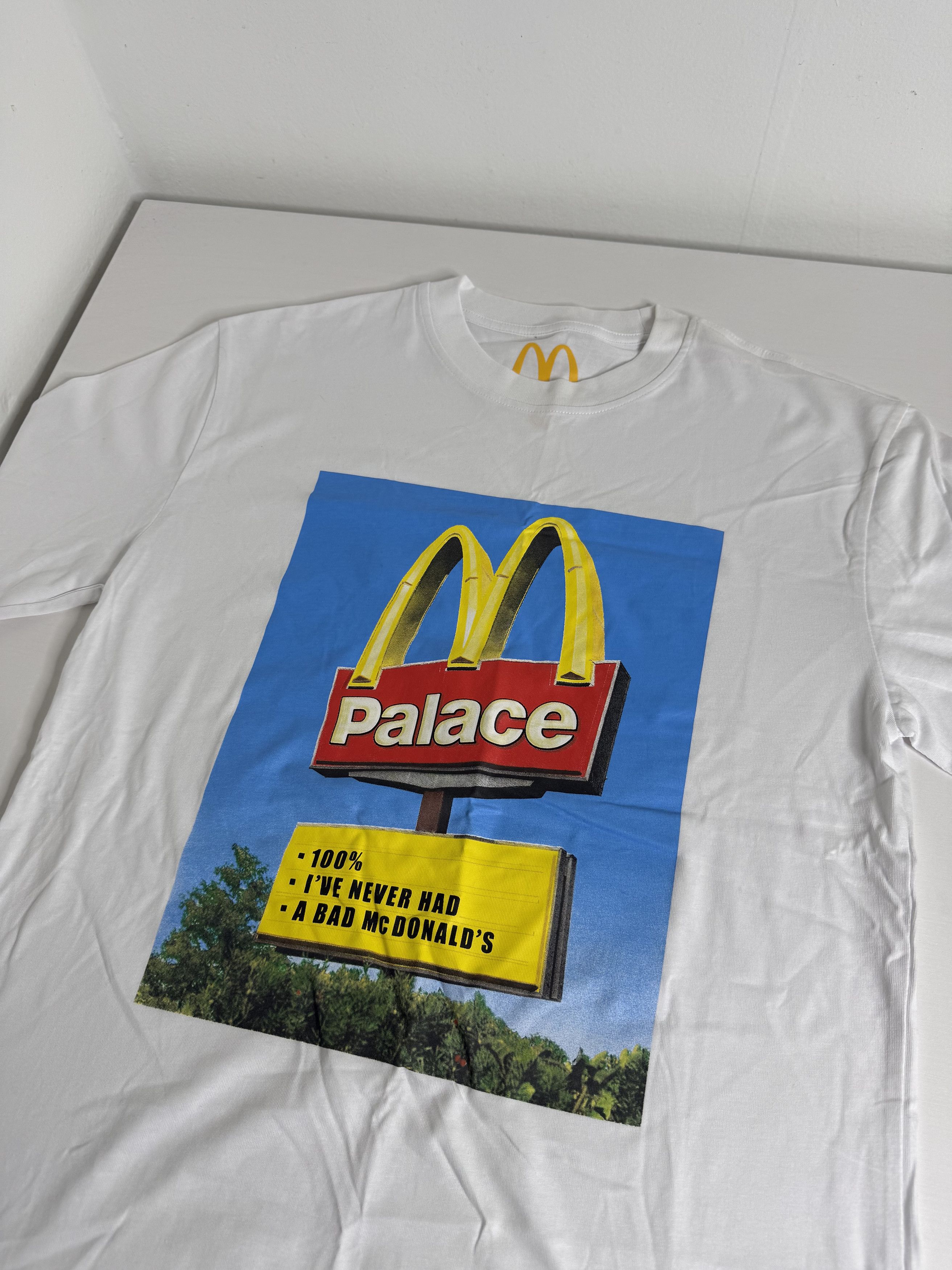 Palace Palace x McDonalds Tee "White" Size US M / EU 48-50 / 2 - 2 Thumbnail