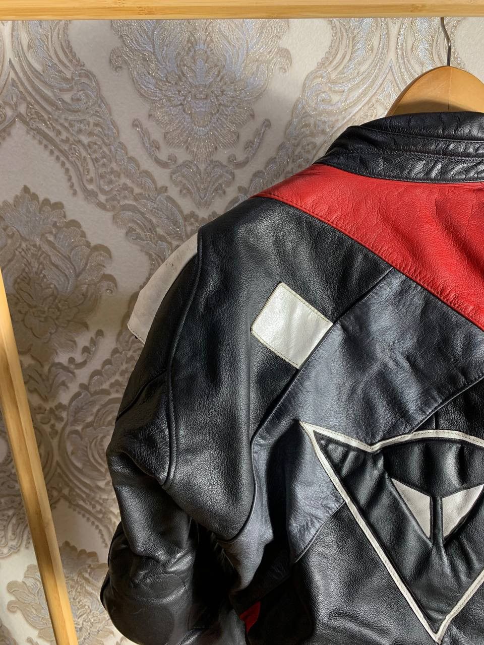 Dainese × Vintage VERY RARE DAINESE RACING MOTORCYCLE LEATHER JACKET Y2K 90s Size US L / EU 52-54 / 3 - 18 Thumbnail