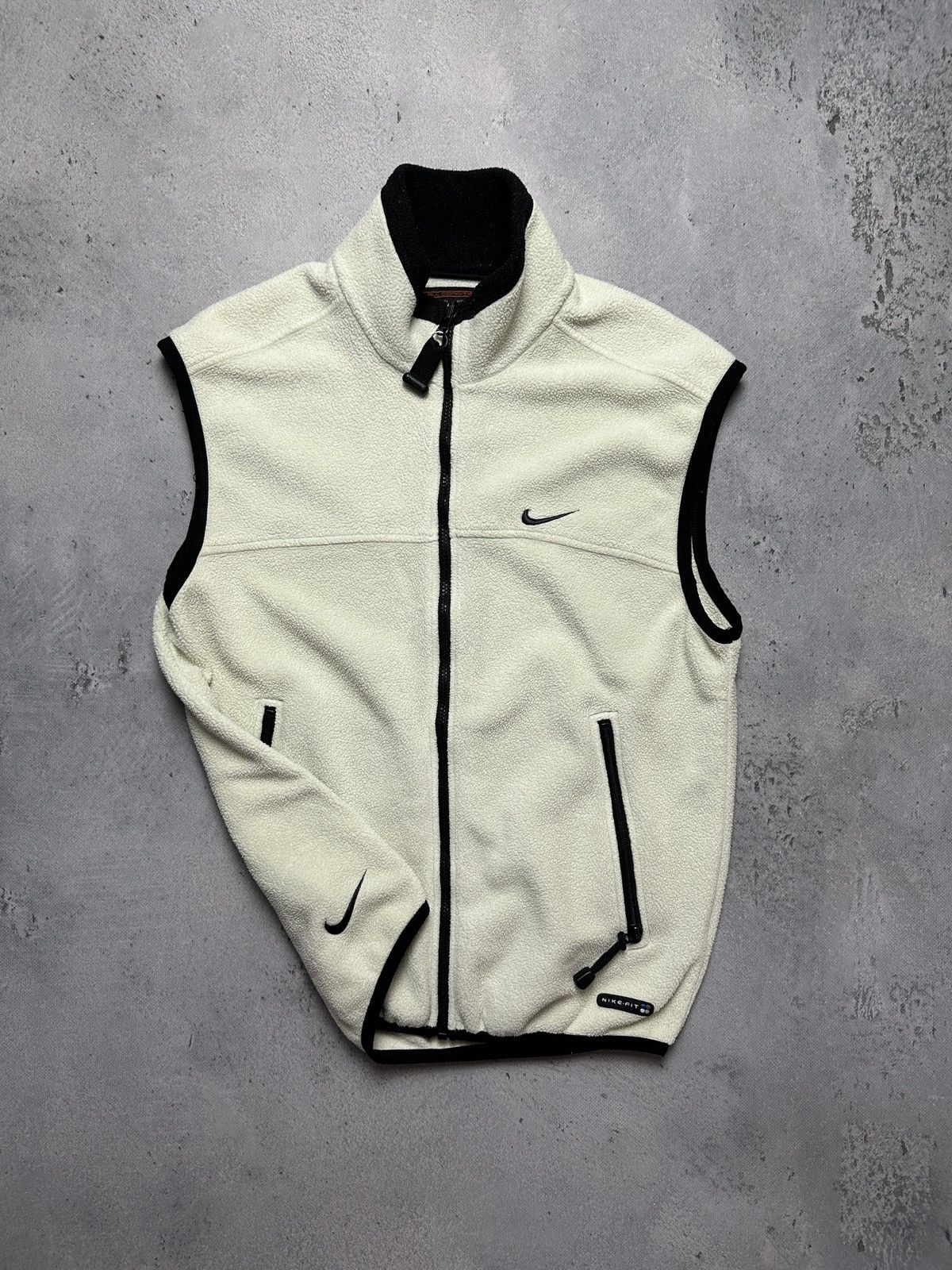Nike ACG Vintage 90s Nike ACG Cream Polartec Gilet Fleece Jacket Vest Size US M / EU 48-50 / 2 - 2 Thumbnail