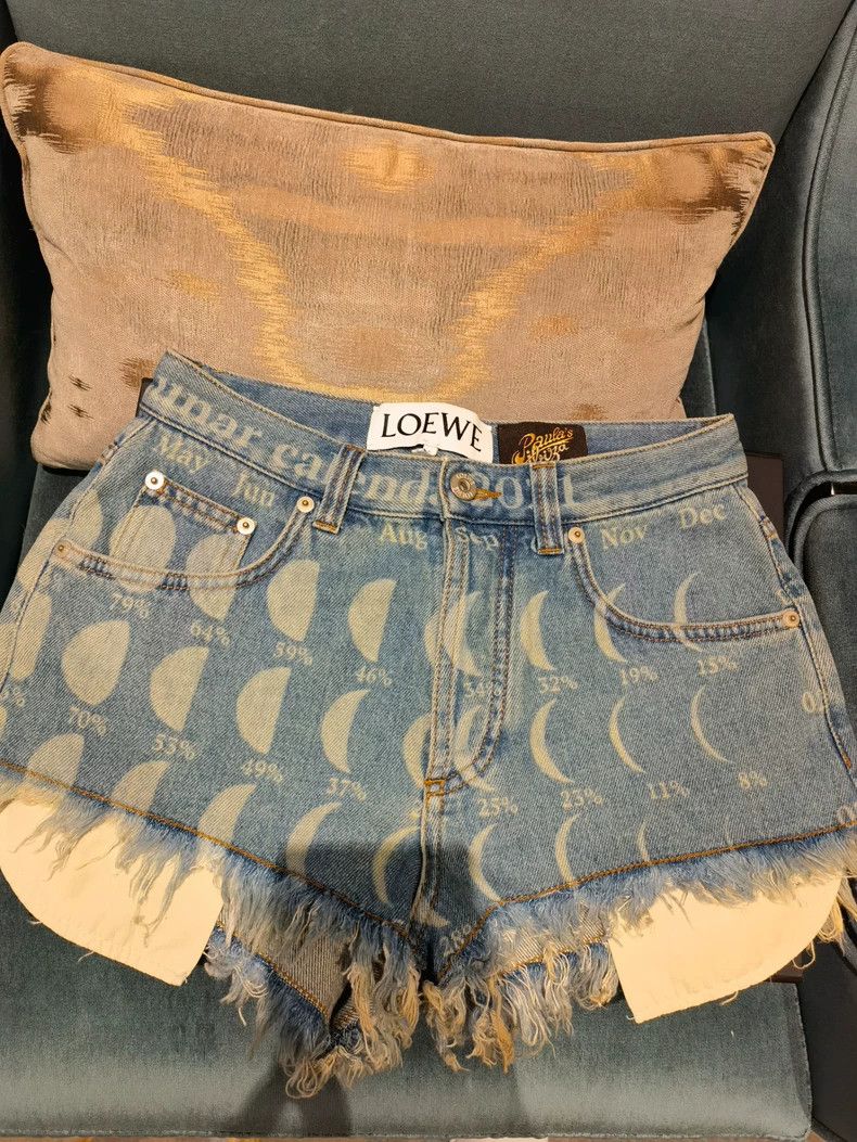 Other Loewe Short pants girls Size 42" / US 20 - 1 Thumbnail