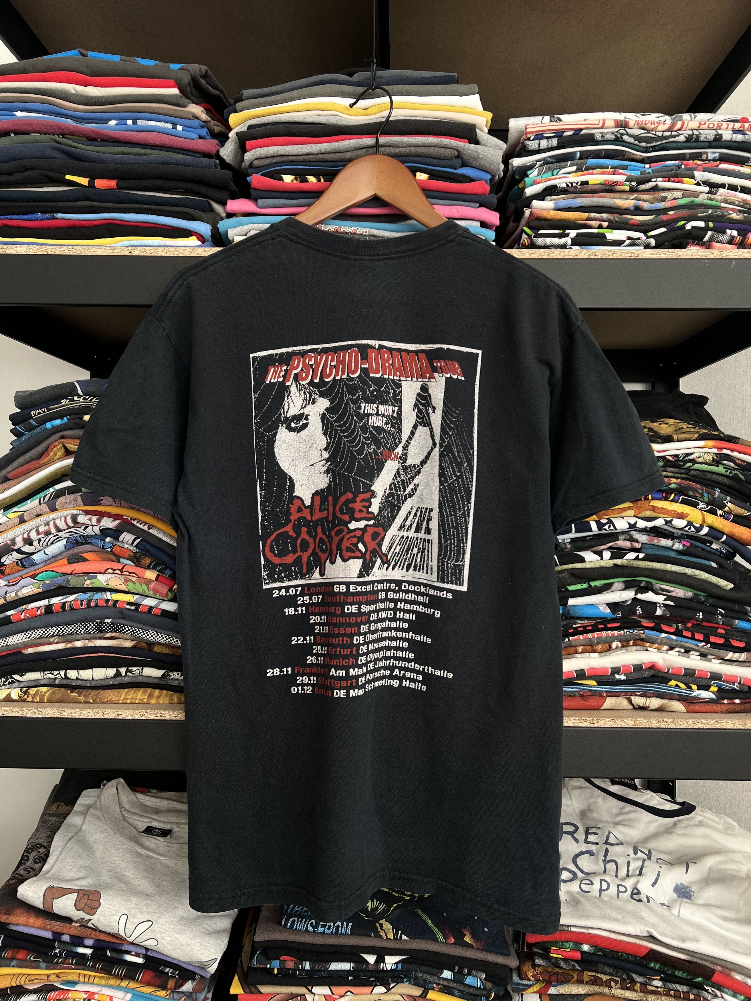 Band Tees Vintage 2000s Alice Cooper Along Came A Spider Tour T-shirt Size US M / EU 48-50 / 2 - 2 Thumbnail
