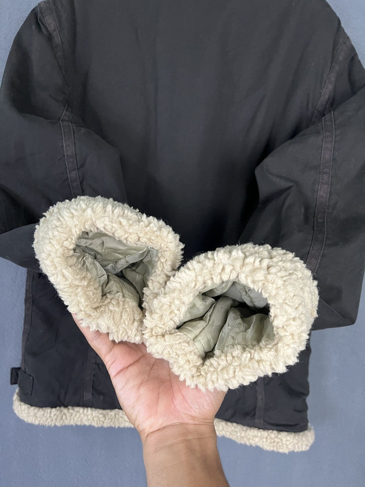 Uniqlo Uniqlo B-3 Inspired Sherpa Lined Jacket Size US M / EU 48-50 / 2 - 9 Thumbnail