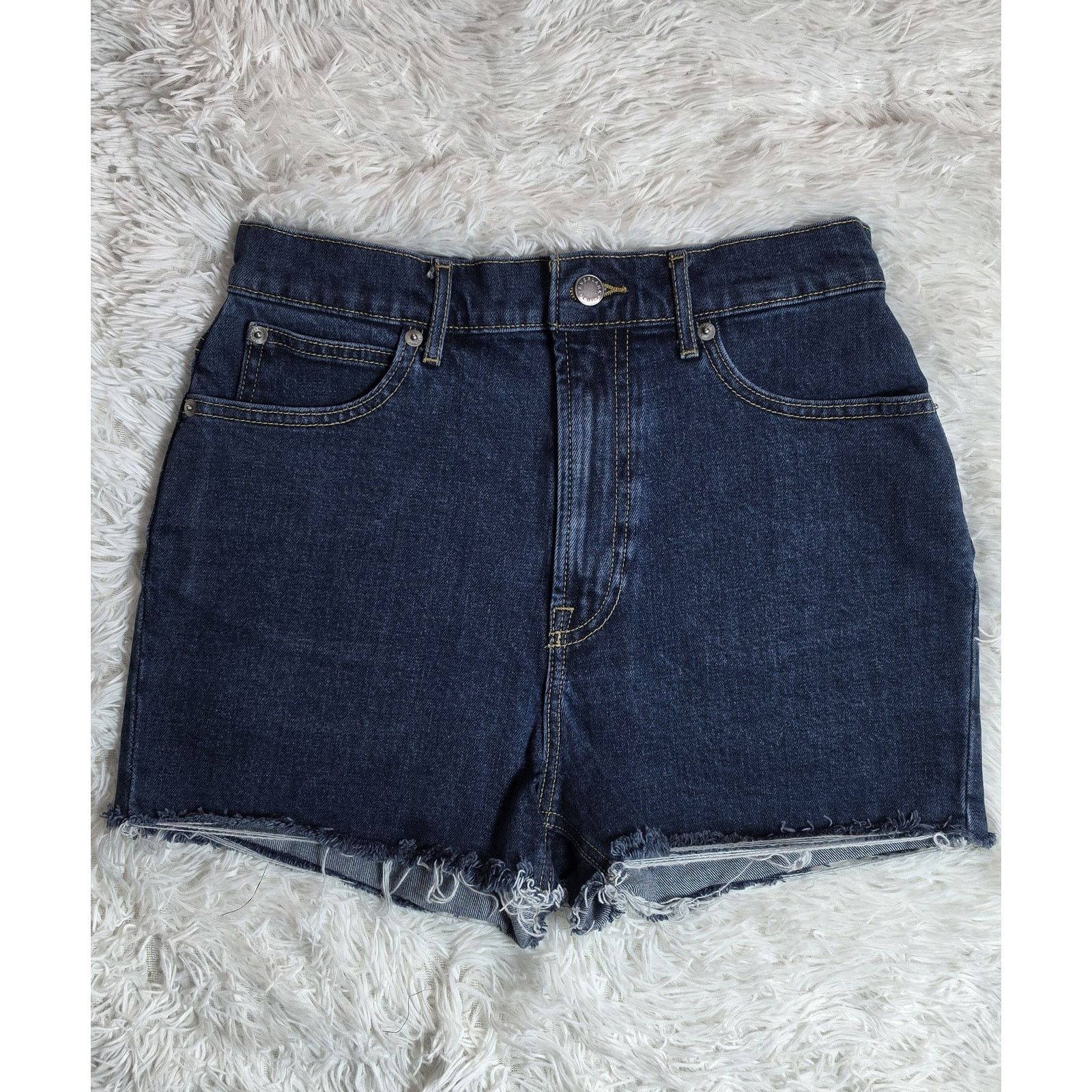 Everlane Everlane Way High Jean Shorts 27 / 4 Size 27" / US 4 / IT 40 - 1 Thumbnail