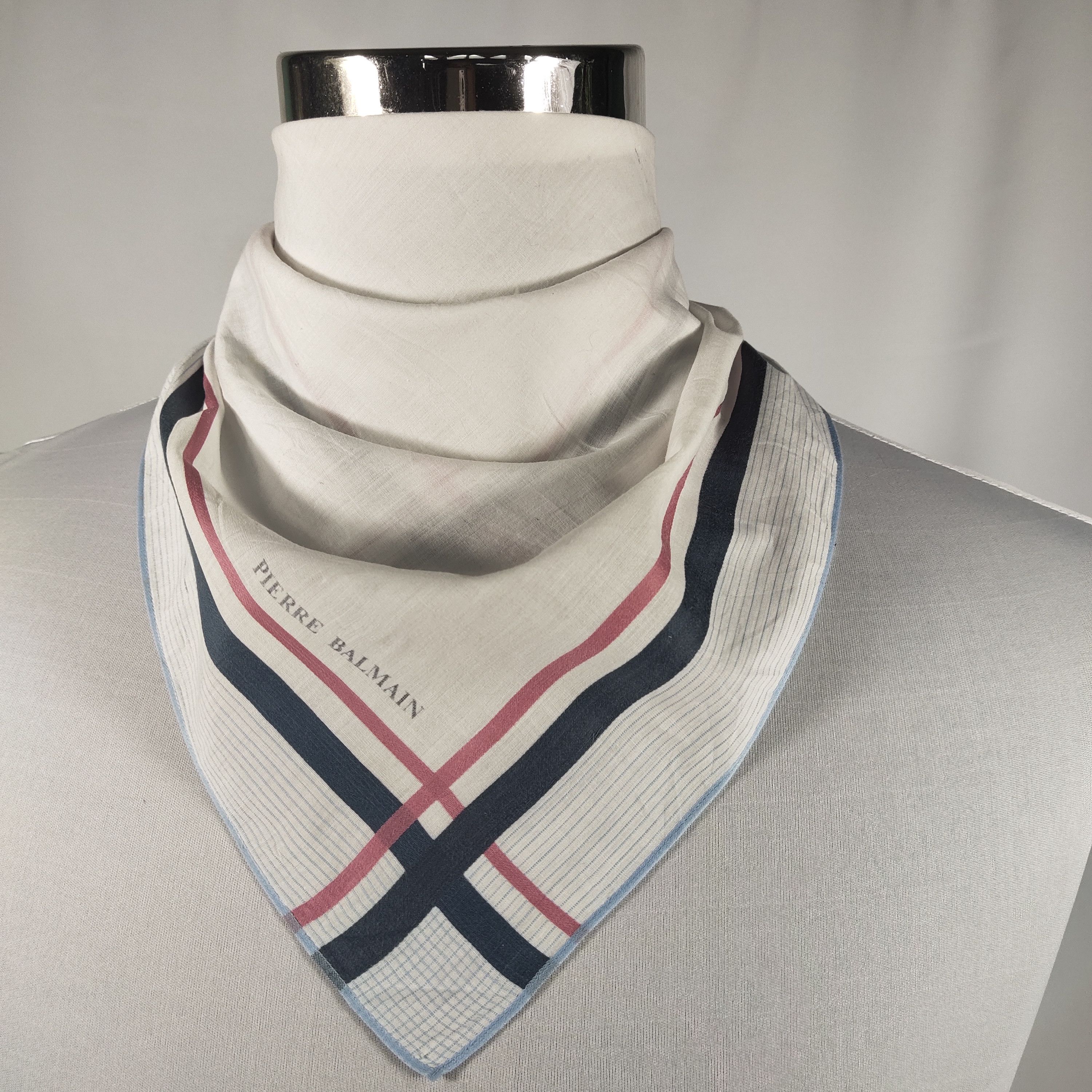 Pierre Balmain × Vintage Pierre Balmain Handkerchief / Neckerchief / Bandana FZ092 Size ONE SIZE - 1 Thumbnail