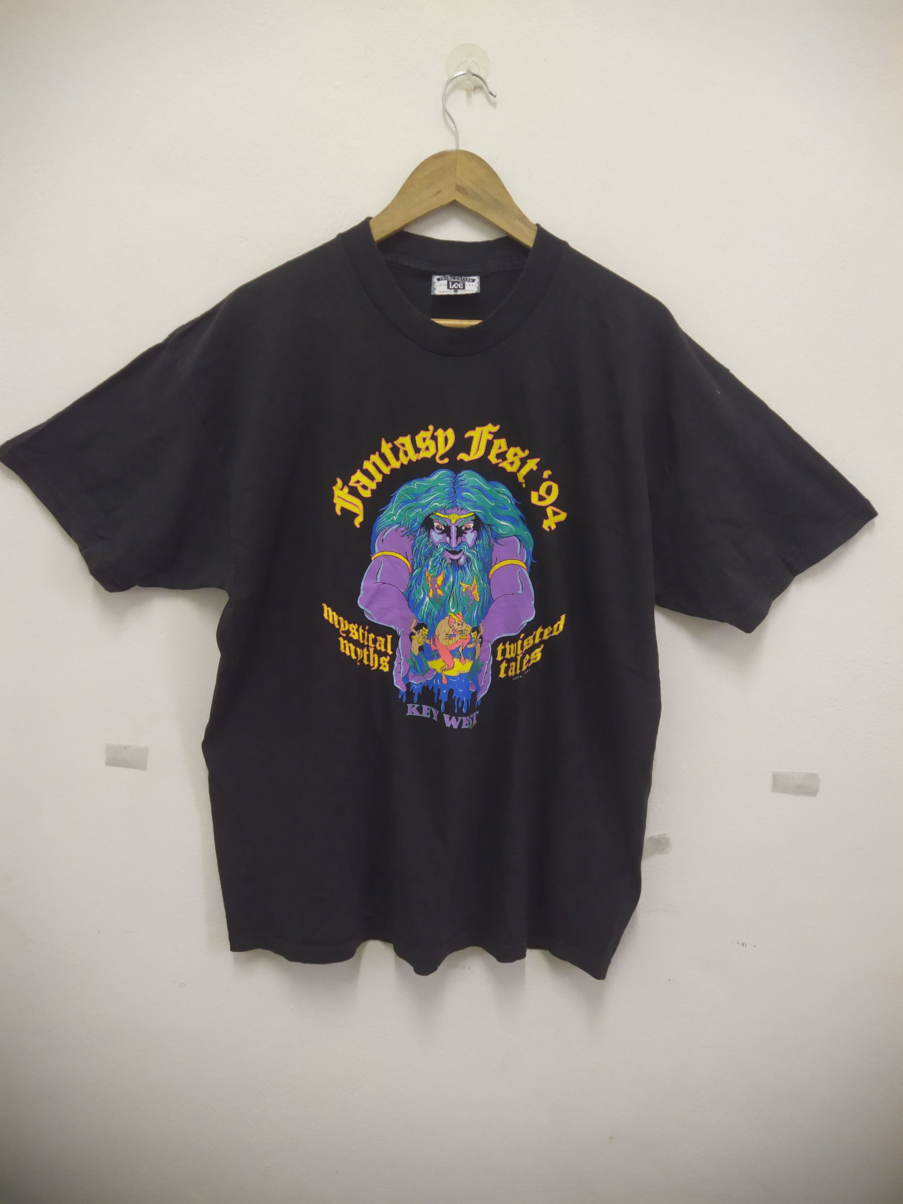 Lee Vintage 1994 Fantasy Fest Key West T-Shirt Lee 90s Size US XL / EU 56 / 4 - 1 Thumbnail