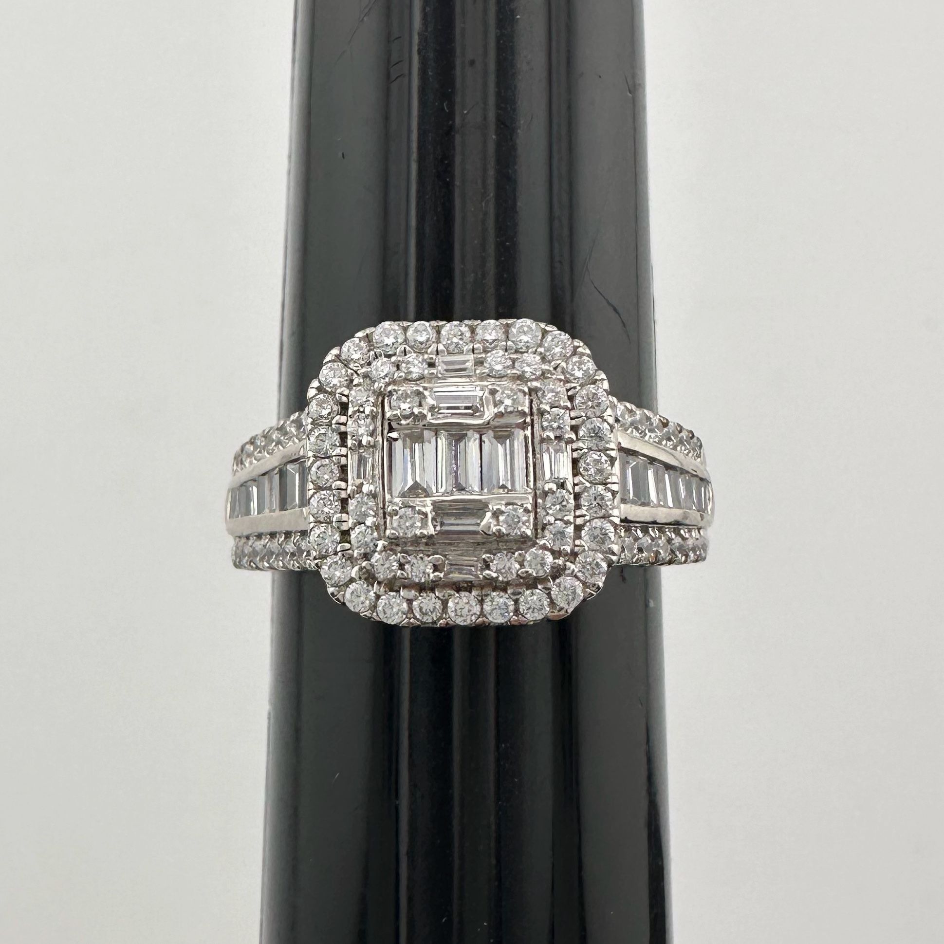 Other Elegant 2 Carat Lab Created White Topaz Ring Size 7 Size ONE SIZE - 16 Thumbnail