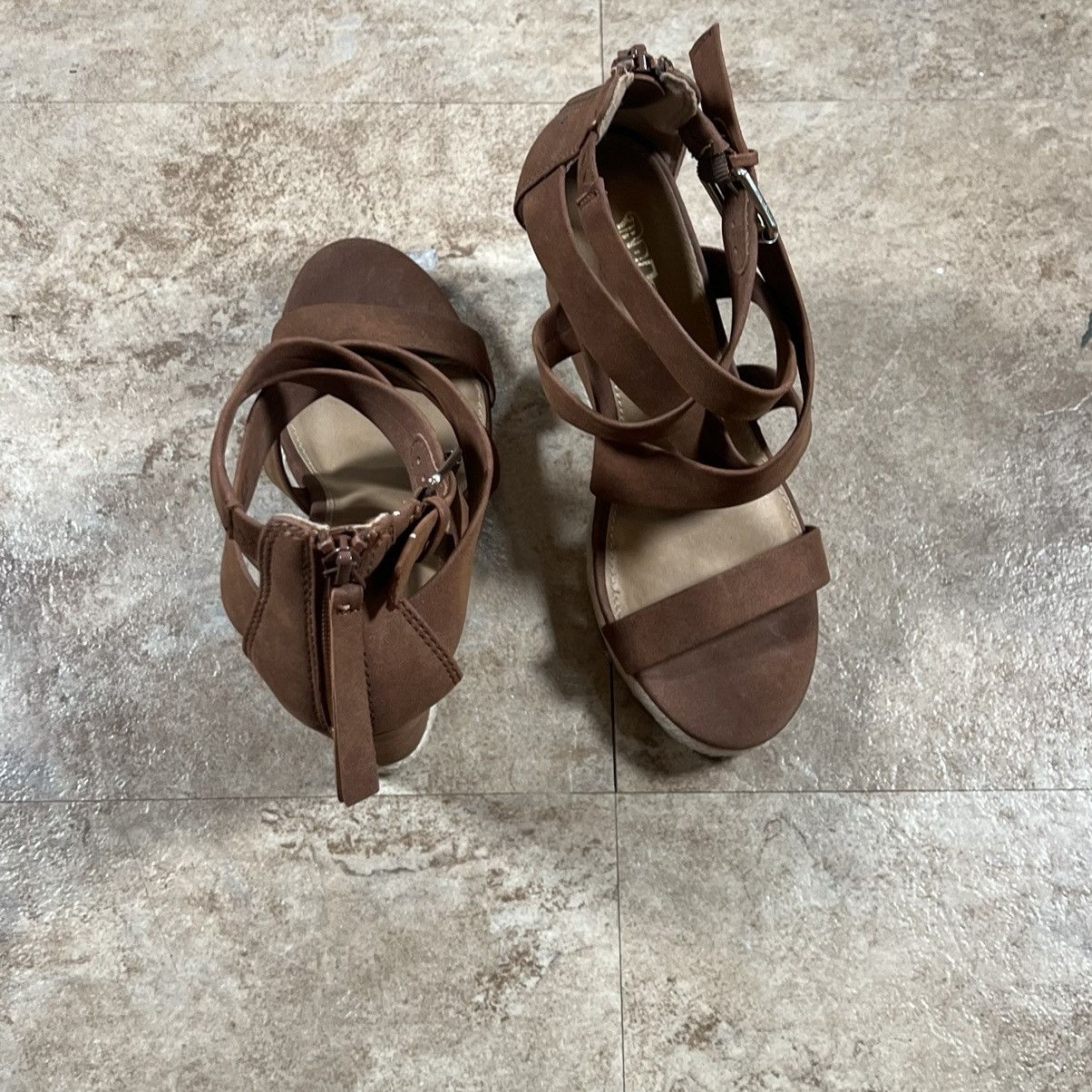 Other Brash Womens 4.5 Inch Wedge High Heels Sandals Size 7W Size US 7 / IT 37 - 4 Thumbnail