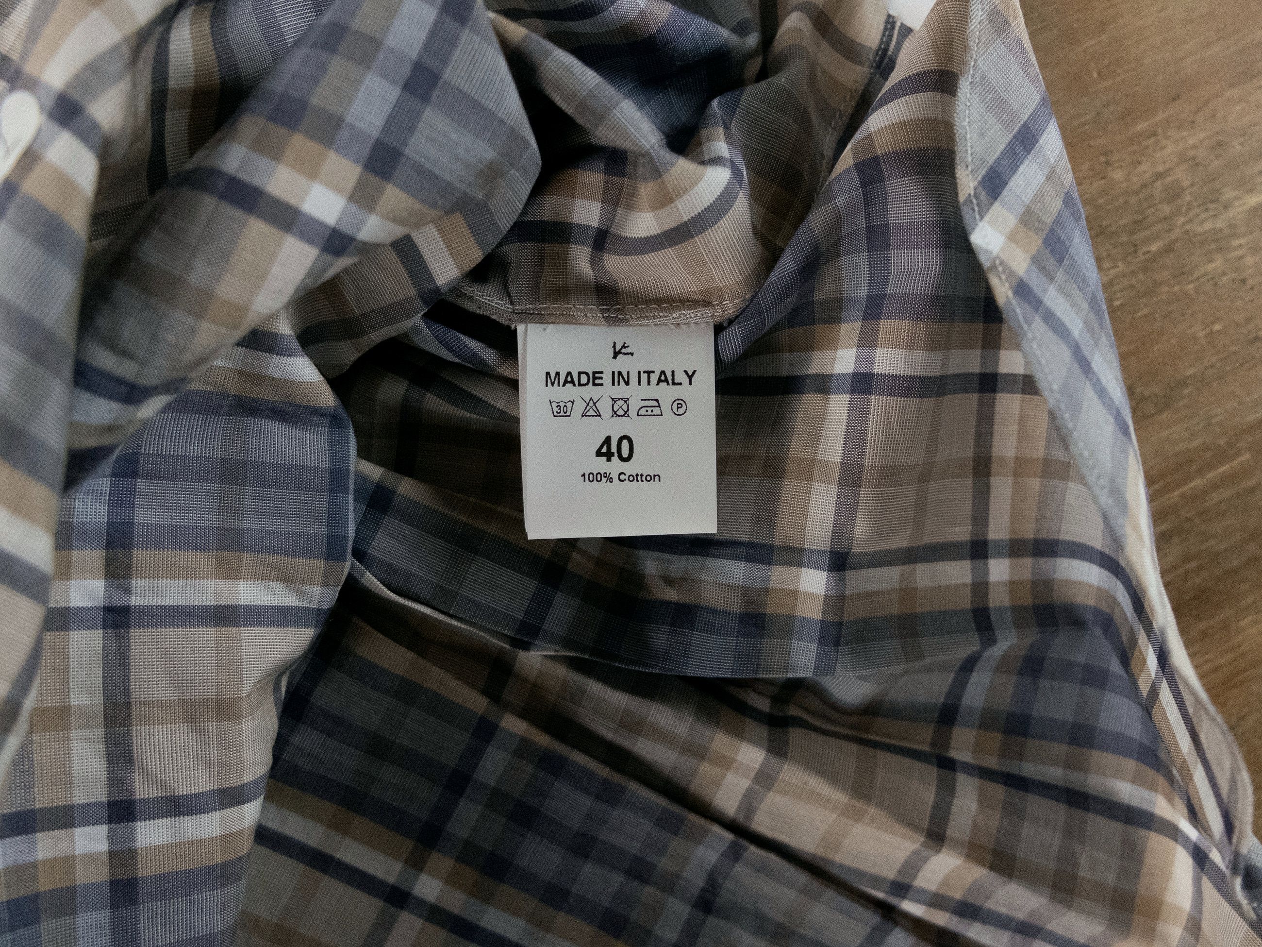 Isaia ISAIA Napoli gray beige plaid cotton dress shirt 40 / 15.75 Size US M / EU 48-50 / 2 - 5 Thumbnail