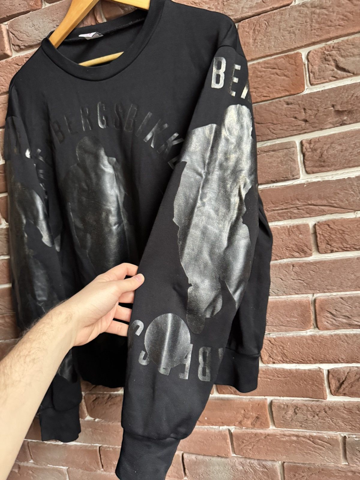 Dirk Bikkembergs Dirk Bikkembergs Logo Hype Sweatshirt Crewneck L Soccer Y2K Size US L / EU 52-54 / 3 - 7 Thumbnail