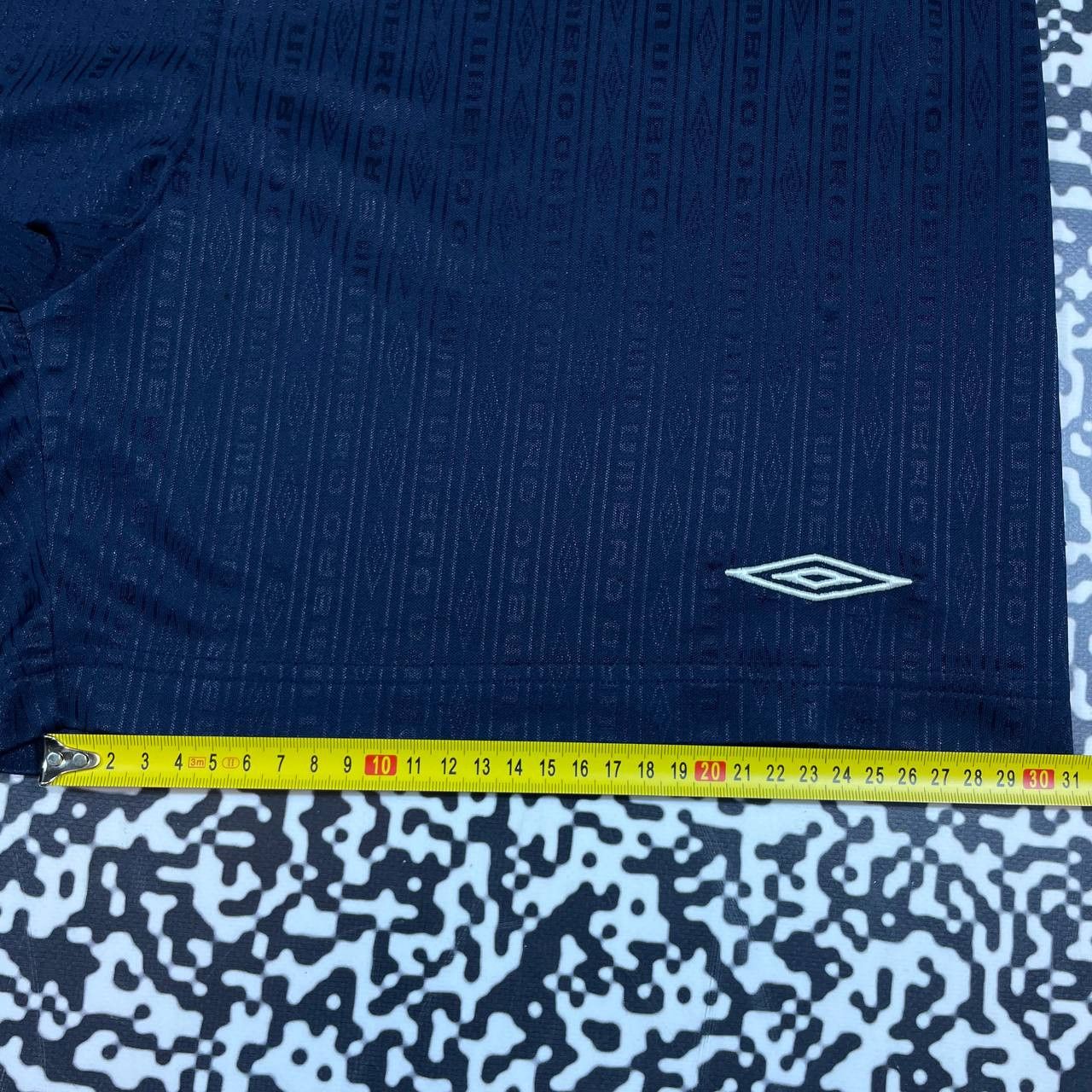 Umbro Vintage 90s Umbro Monogram Retro Casual Sports Style Shorts Size US 36 / EU 52 - 14 Thumbnail