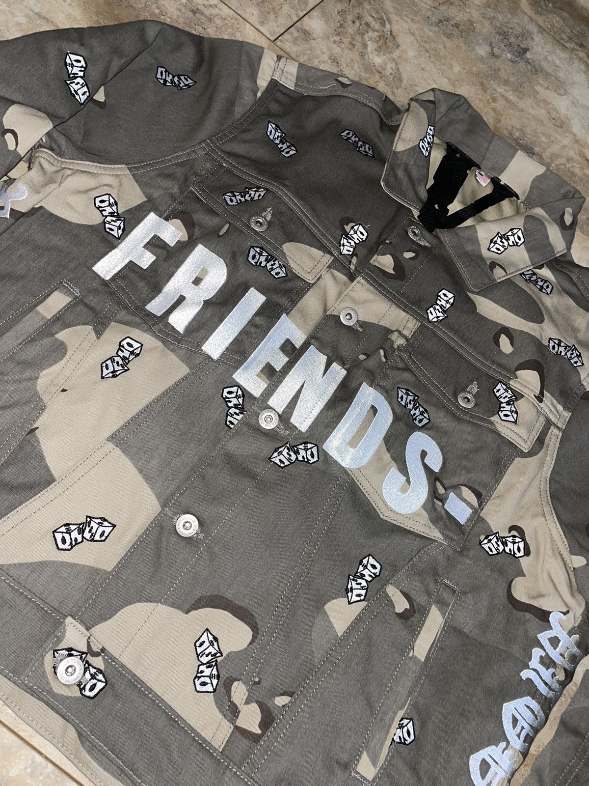 Vlone Unreleased Vlone Dice Camo Embroidered Denim Jacket Size XL Size US XL / EU 56 / 4 - 3 Thumbnail