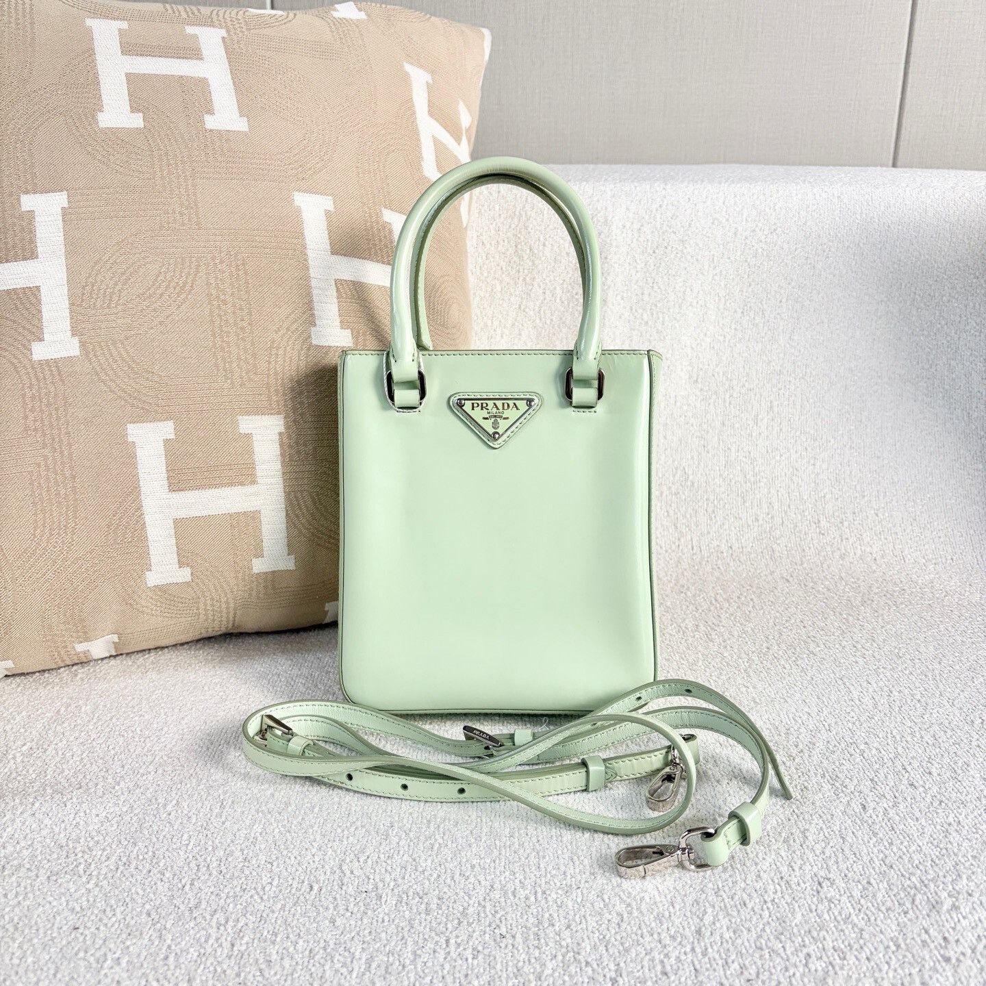Prada Pre-loved Bag Very good condition Size ONE SIZE - 1 Thumbnail