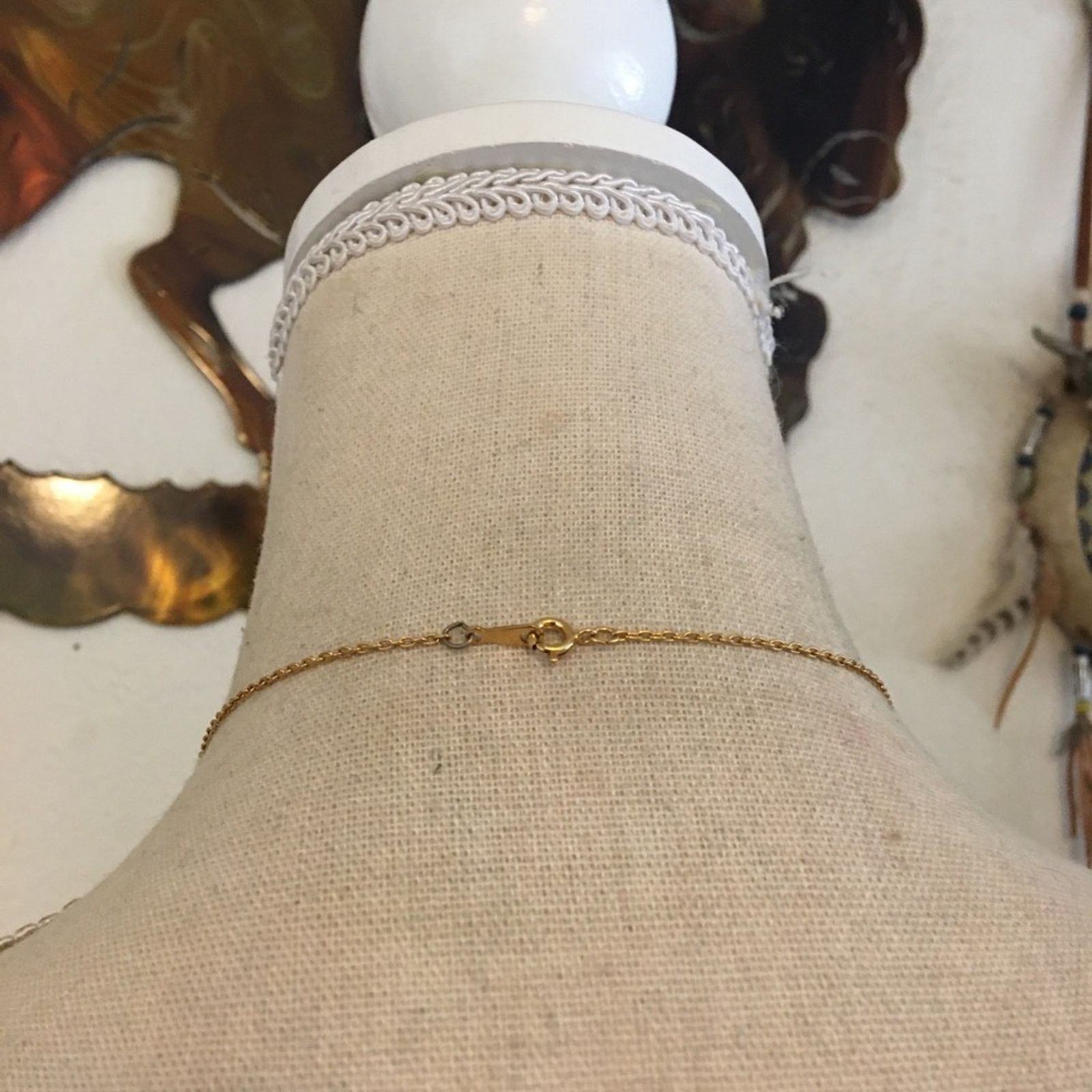 Vintage Vintage Avon pearl pendant on gold tone chain Size ONE SIZE - 5 Thumbnail