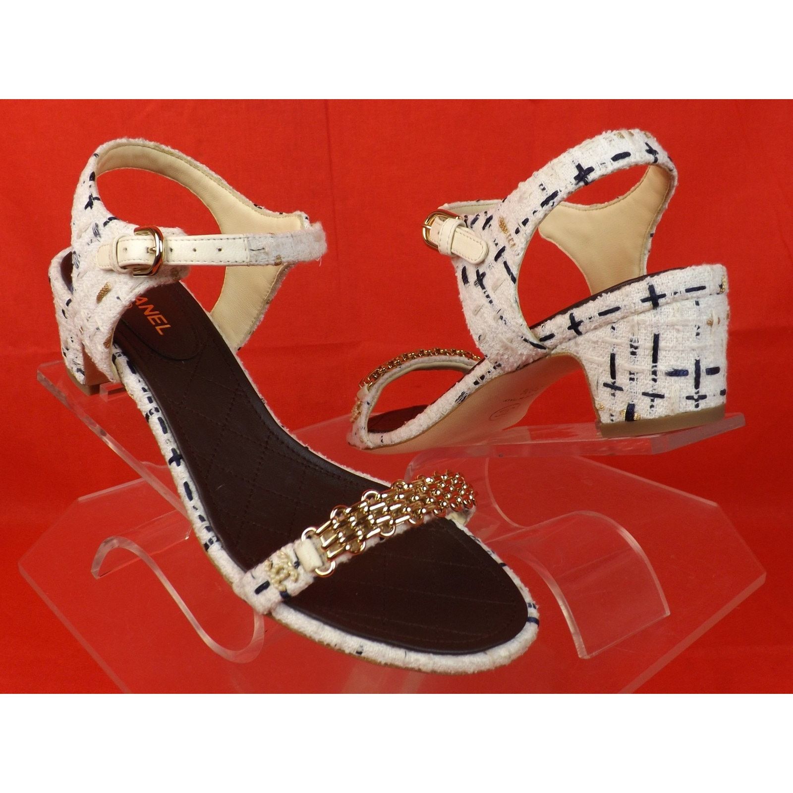 Chanel CHANEL WHITE TWEED GOLD CHAIN CC PEARLS SANDALS PUMPS 37.5 Size US 7.5 / IT 37.5 - 2 Thumbnail