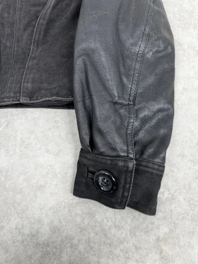Versace 2000s Versace Buttoned Hybrid Denim & Leather Jacket Size S / US 4 / IT 40 - 9 Thumbnail
