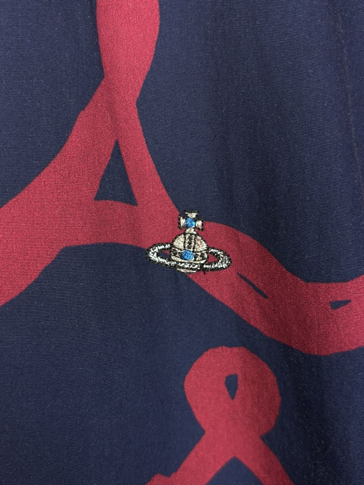 Vivienne Westwood Vivienne Westwood Man Orb Embroidery AOP Ornament Shirt 44 Size US S / EU 44-46 / 1 - 3 Thumbnail