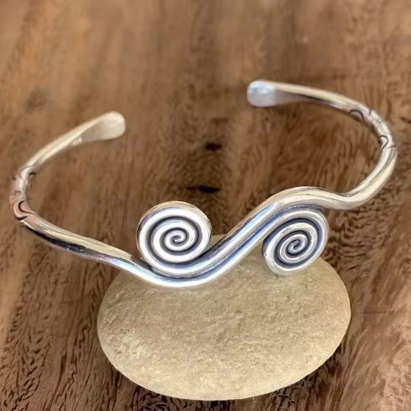 Jewelry Vintage Style Bohemian Ethnic Spirals Bracelet Size ONE SIZE - 2 Thumbnail