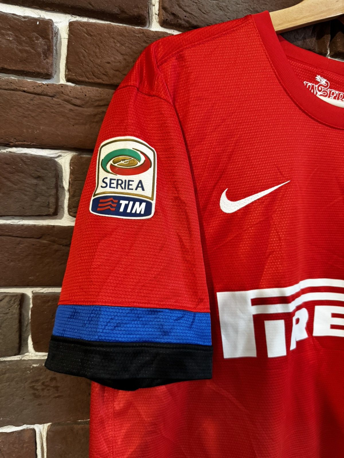 Nike Rare Hype Inter Mediolan L Red Jersey Nike Swoosh Soccer Size US L / EU 52-54 / 3 - 4 Thumbnail
